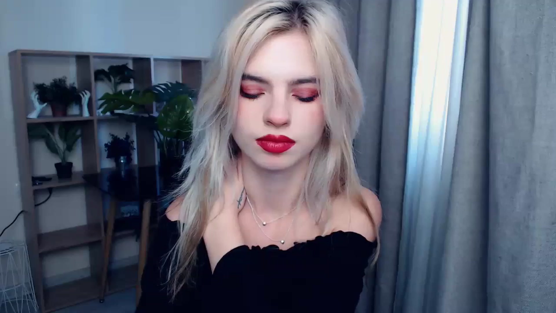 Gallery image thumbnail from Erineys's myfreecams stream on, 10/11/2023, 07:15 image 20 of 20
