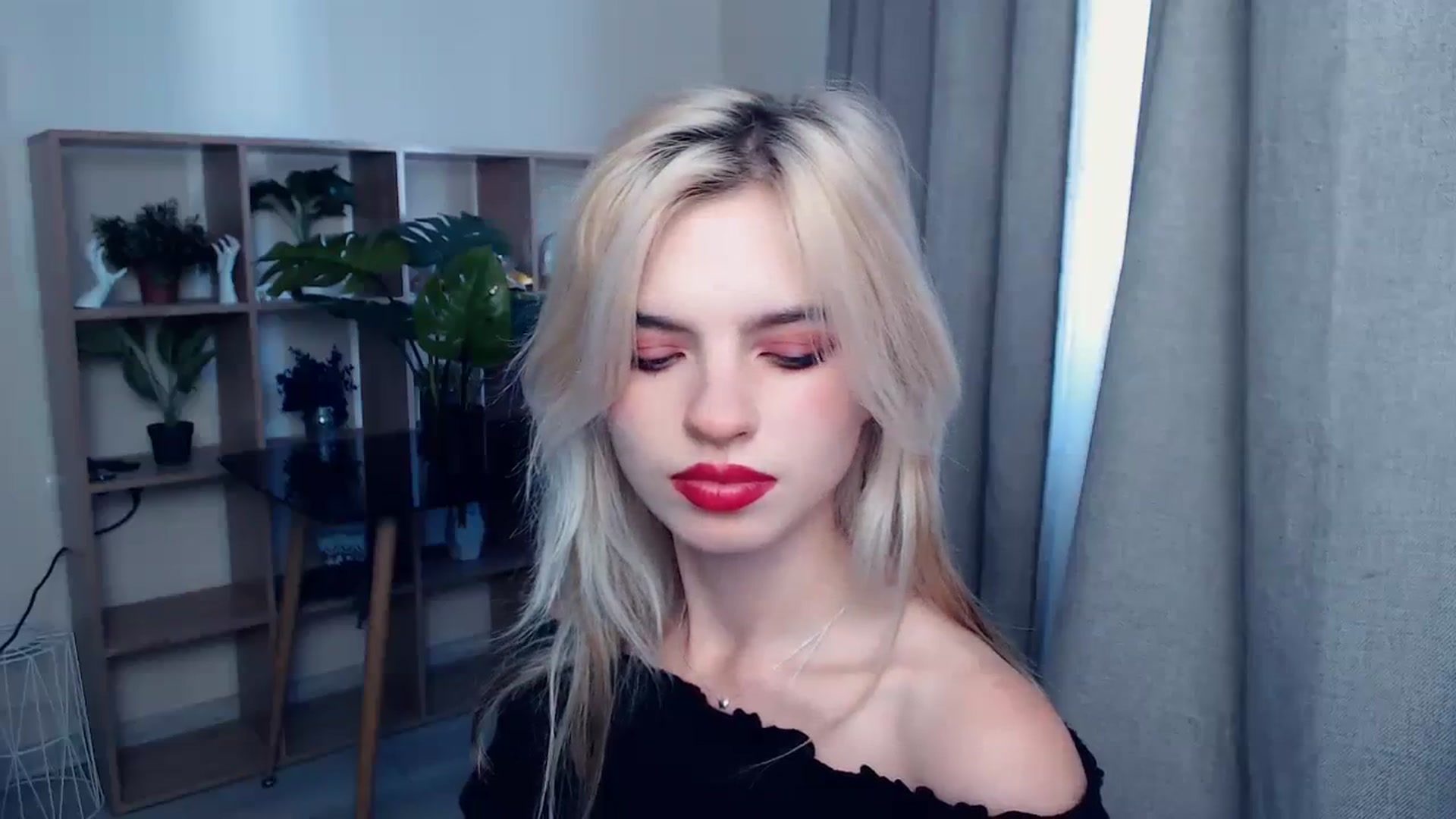 Gallery image thumbnail from Erineys's myfreecams stream on, 10/11/2023, 08:54 image 14 of 20