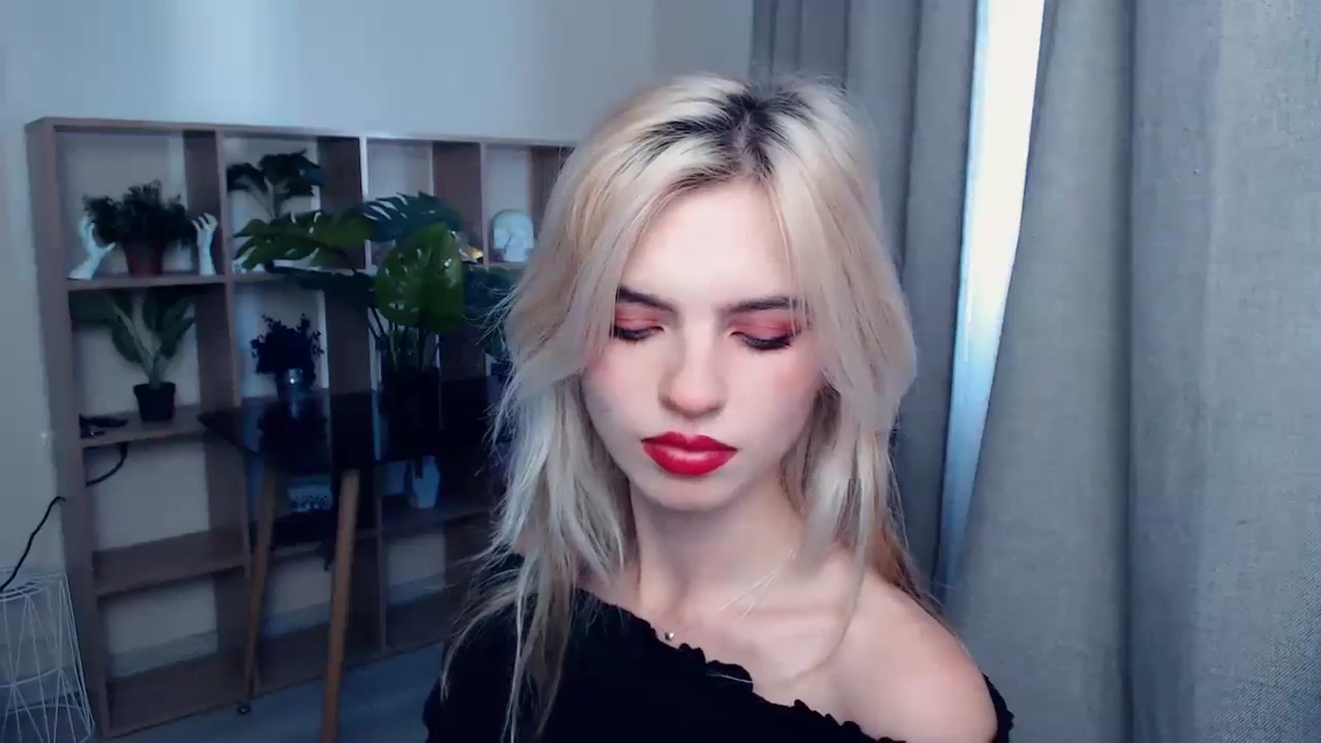 Gallery image thumbnail from Erineys's myfreecams stream on, 10/11/2023, 08:54 image 16 of 20
