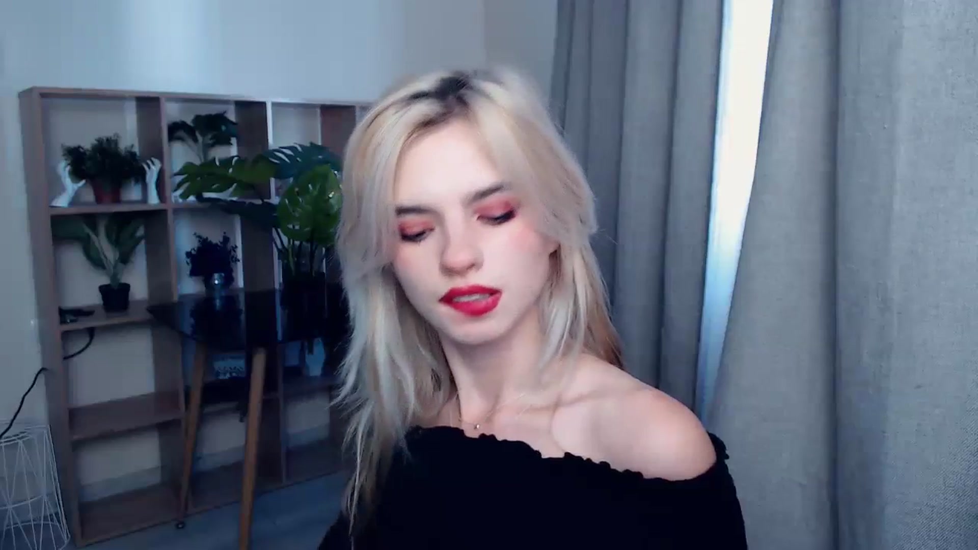 Gallery image thumbnail from Erineys's myfreecams stream on, 10/11/2023, 08:54 image 18 of 20