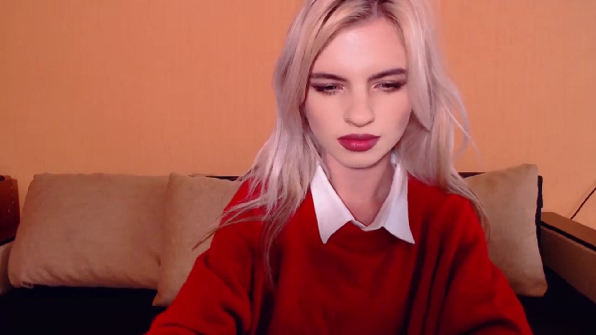 Gallery image thumbnail from Erineys's myfreecams stream on, 10/12/2023, 13:27 image 18 of 20