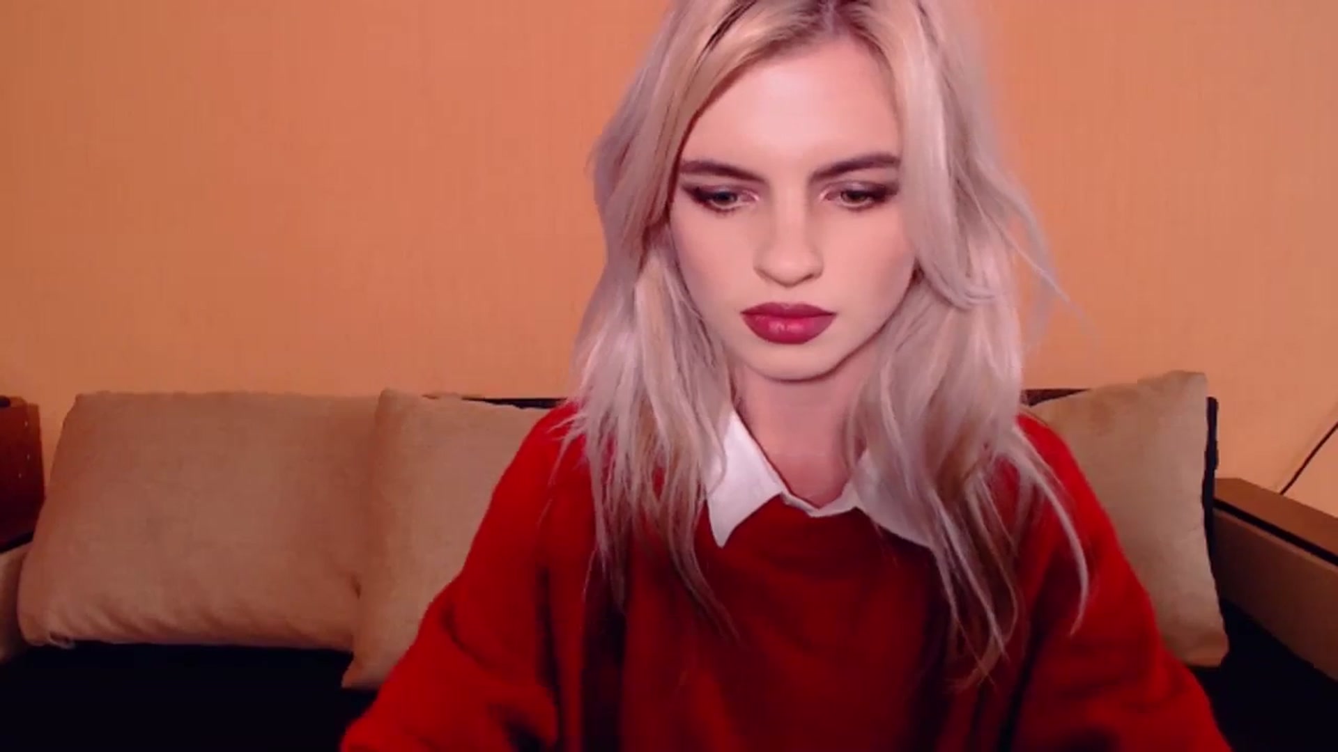 Gallery image thumbnail from Erineys's myfreecams stream on, 10/12/2023, 13:27 image 13 of 20
