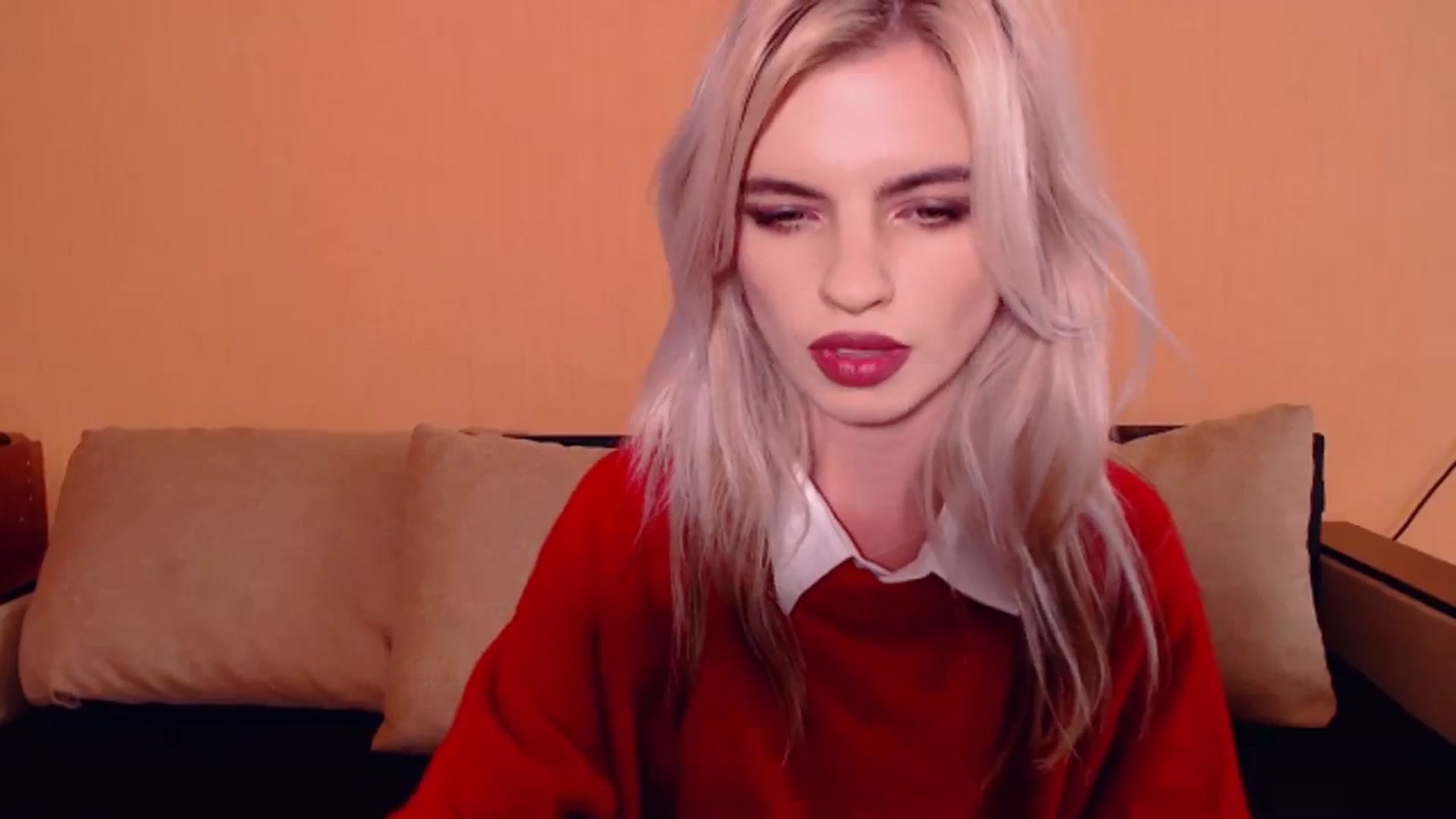 Gallery image thumbnail from Erineys's myfreecams stream on, 10/12/2023, 13:27 image 14 of 20