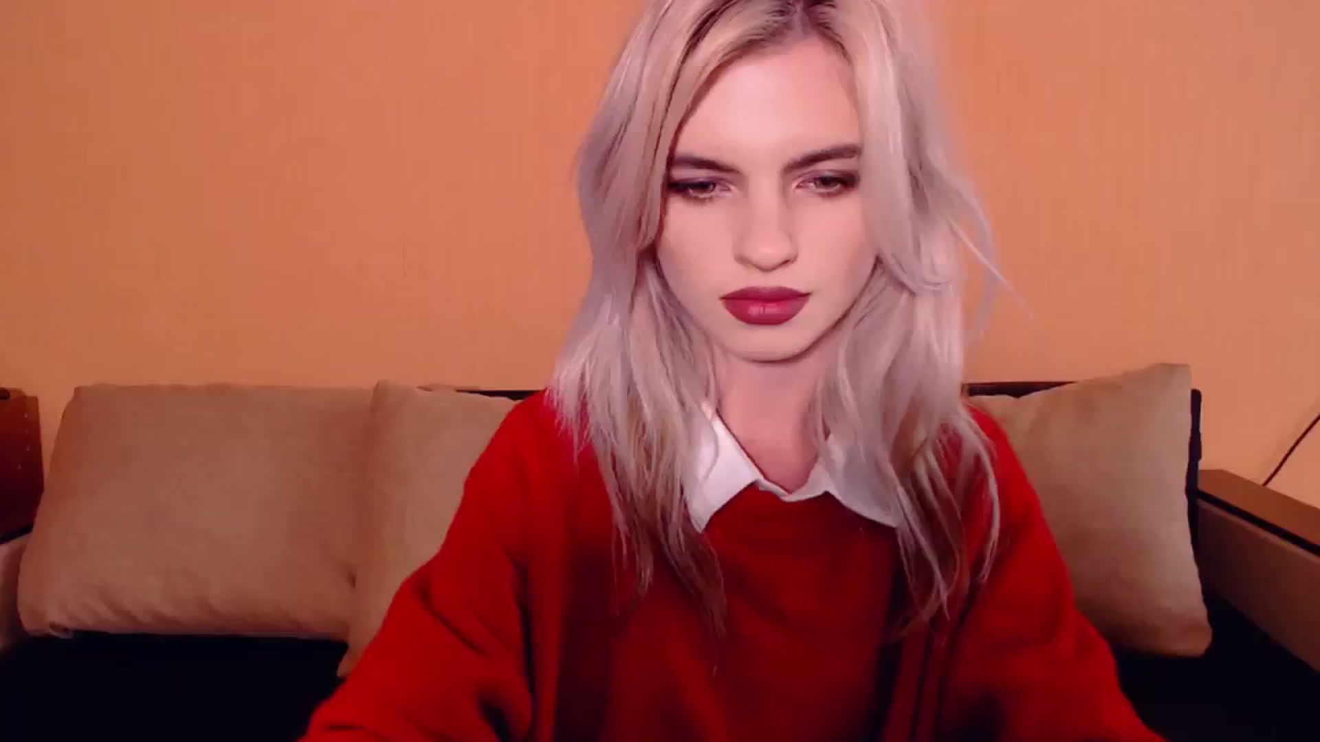 Gallery image thumbnail from Erineys's myfreecams stream on, 10/12/2023, 13:27 image 16 of 20
