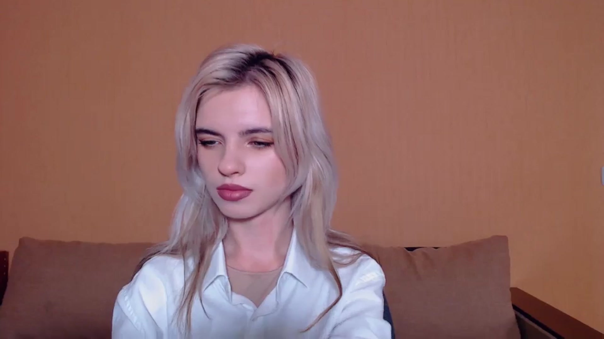 Gallery image thumbnail from Erineys's myfreecams stream on, 10/13/2023, 15:02 image 13 of 20
