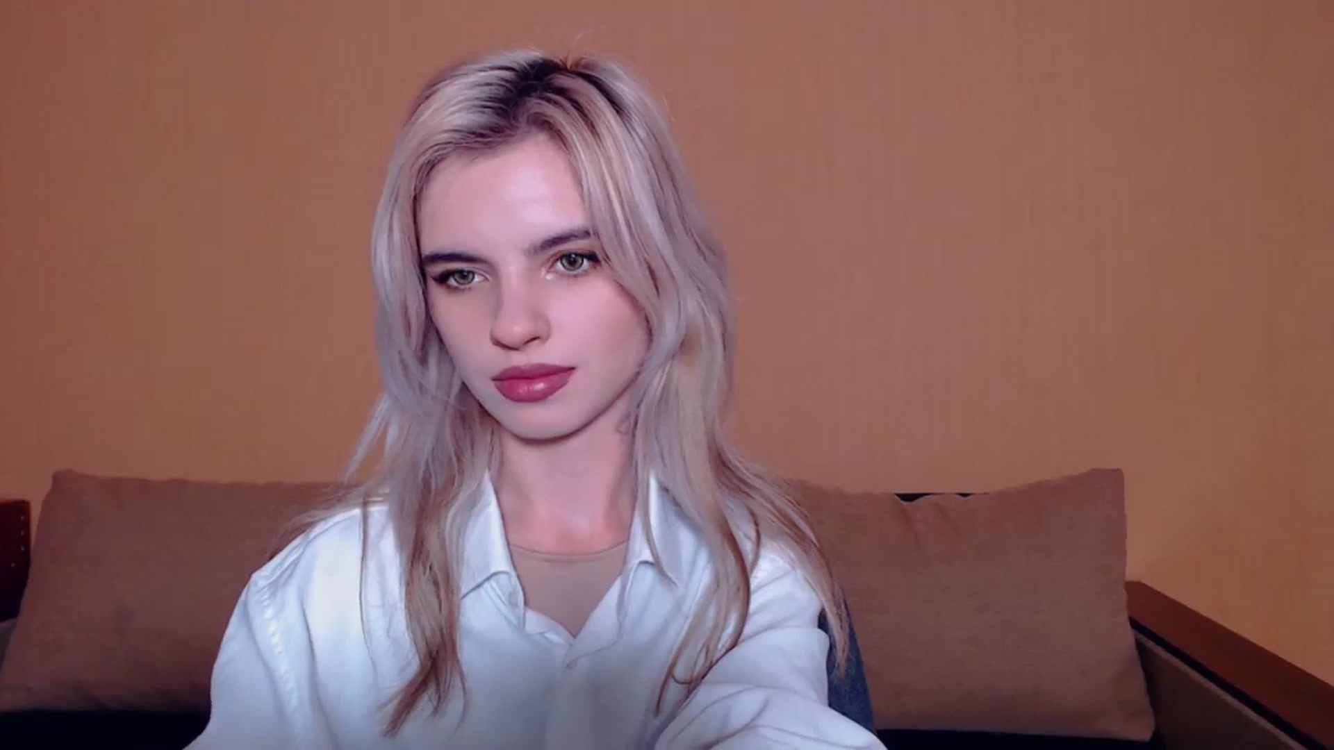 Gallery image thumbnail from Erineys's myfreecams stream on, 10/13/2023, 15:02 image 20 of 20