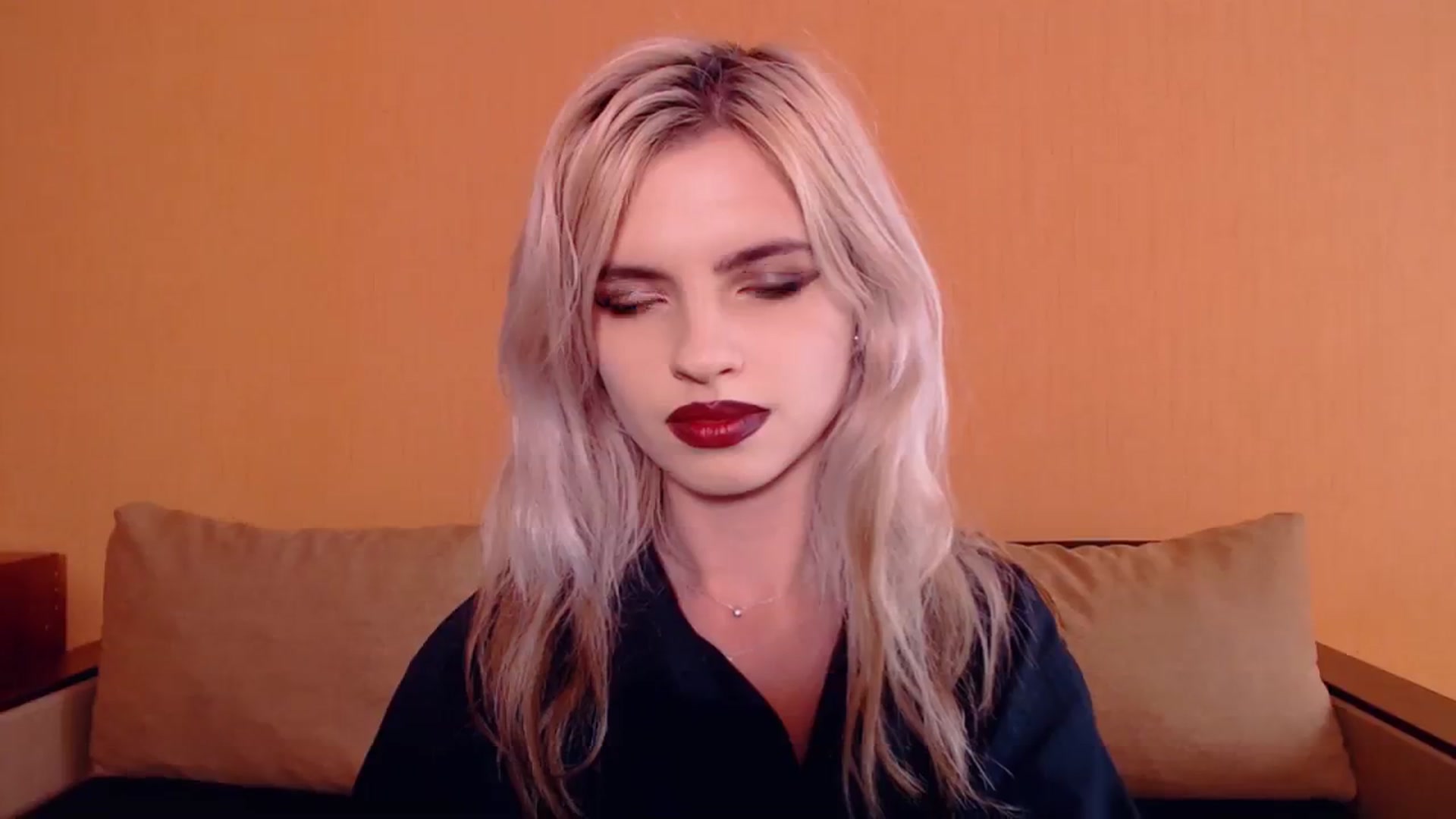 Gallery image thumbnail from Erineys's myfreecams stream on, 10/14/2023, 12:41 image 16 of 20