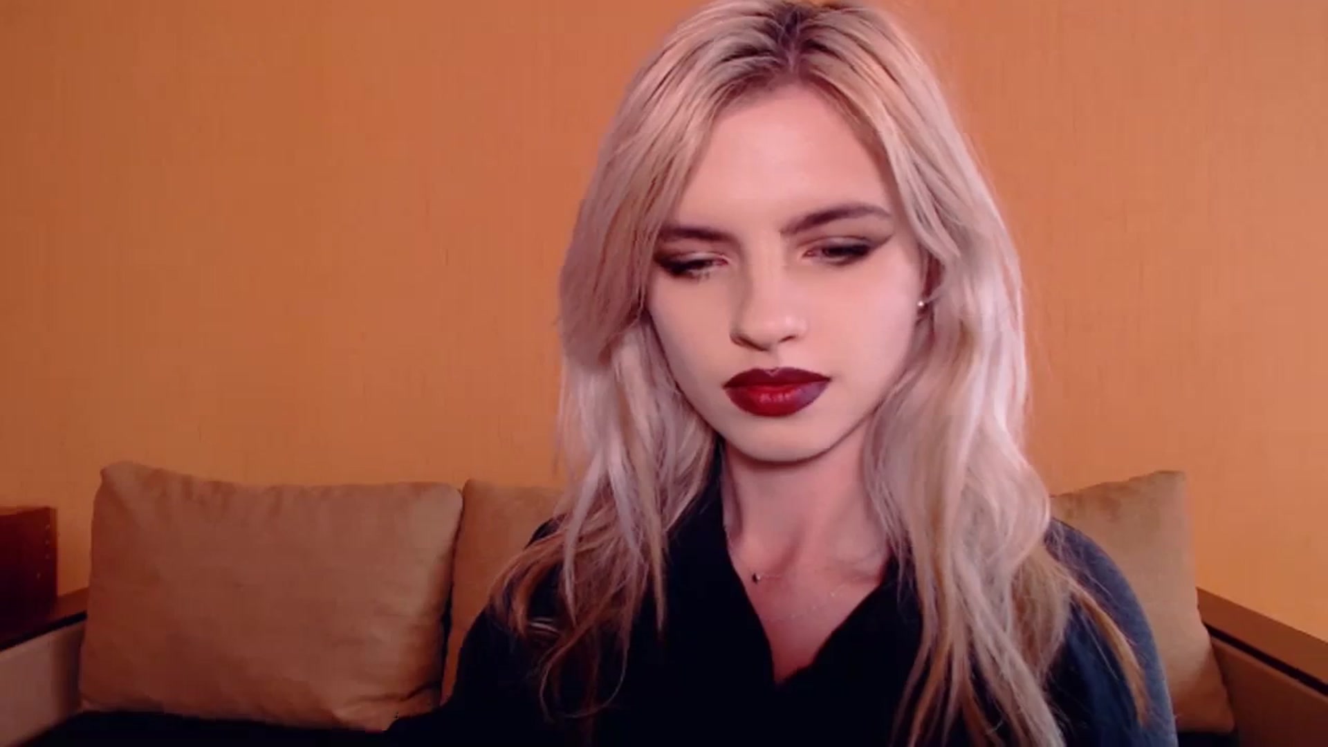 Gallery image thumbnail from Erineys's myfreecams stream on, 10/14/2023, 12:41 image 2 of 20
