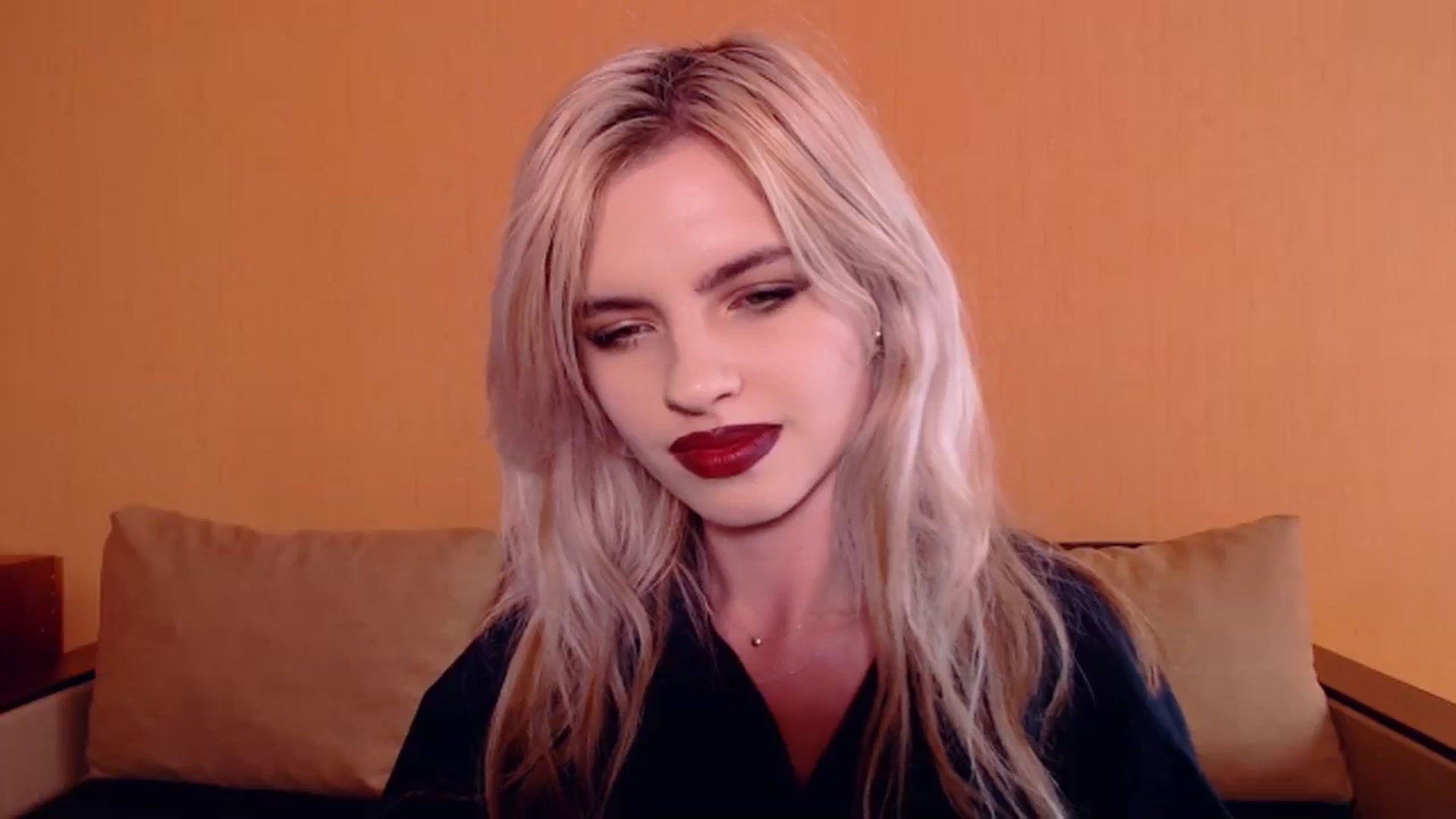 Gallery image thumbnail from Erineys's myfreecams stream on, 10/14/2023, 12:41 image 5 of 20