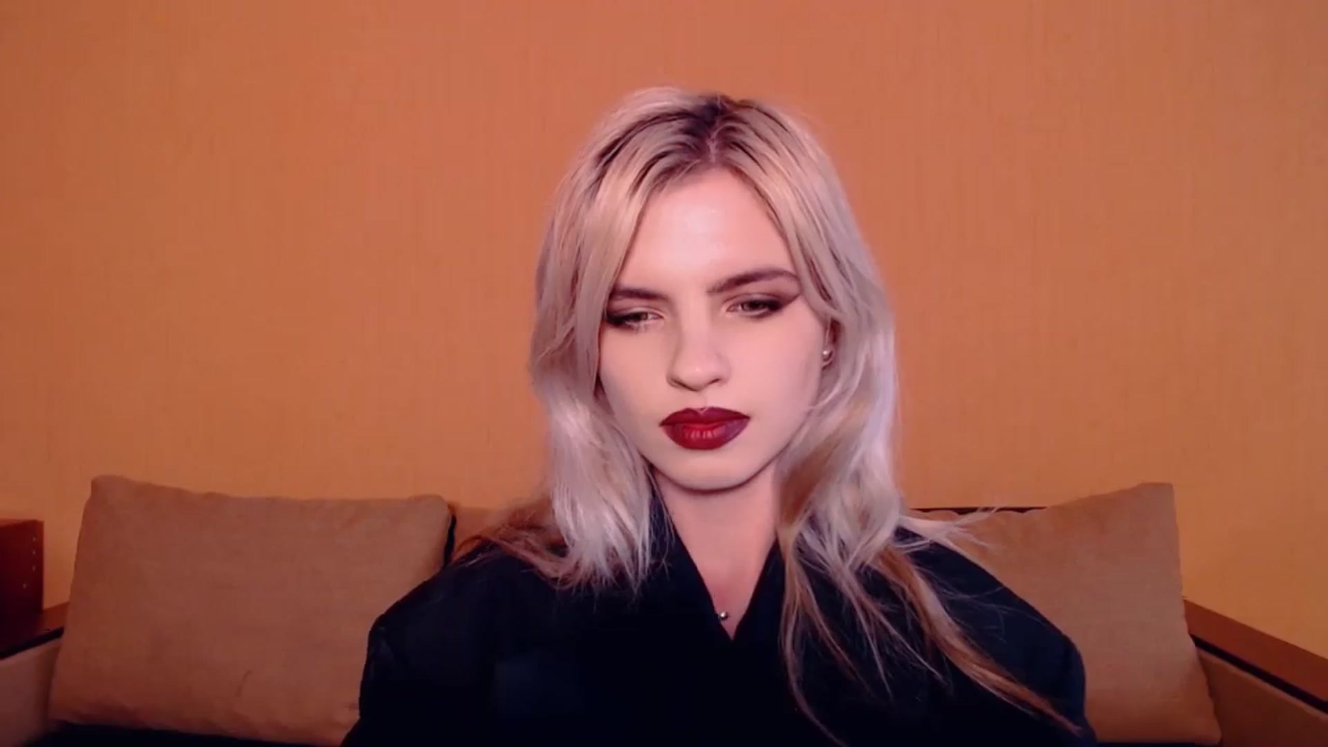 Gallery image thumbnail from Erineys's myfreecams stream on, 10/14/2023, 14:07 image 3 of 20