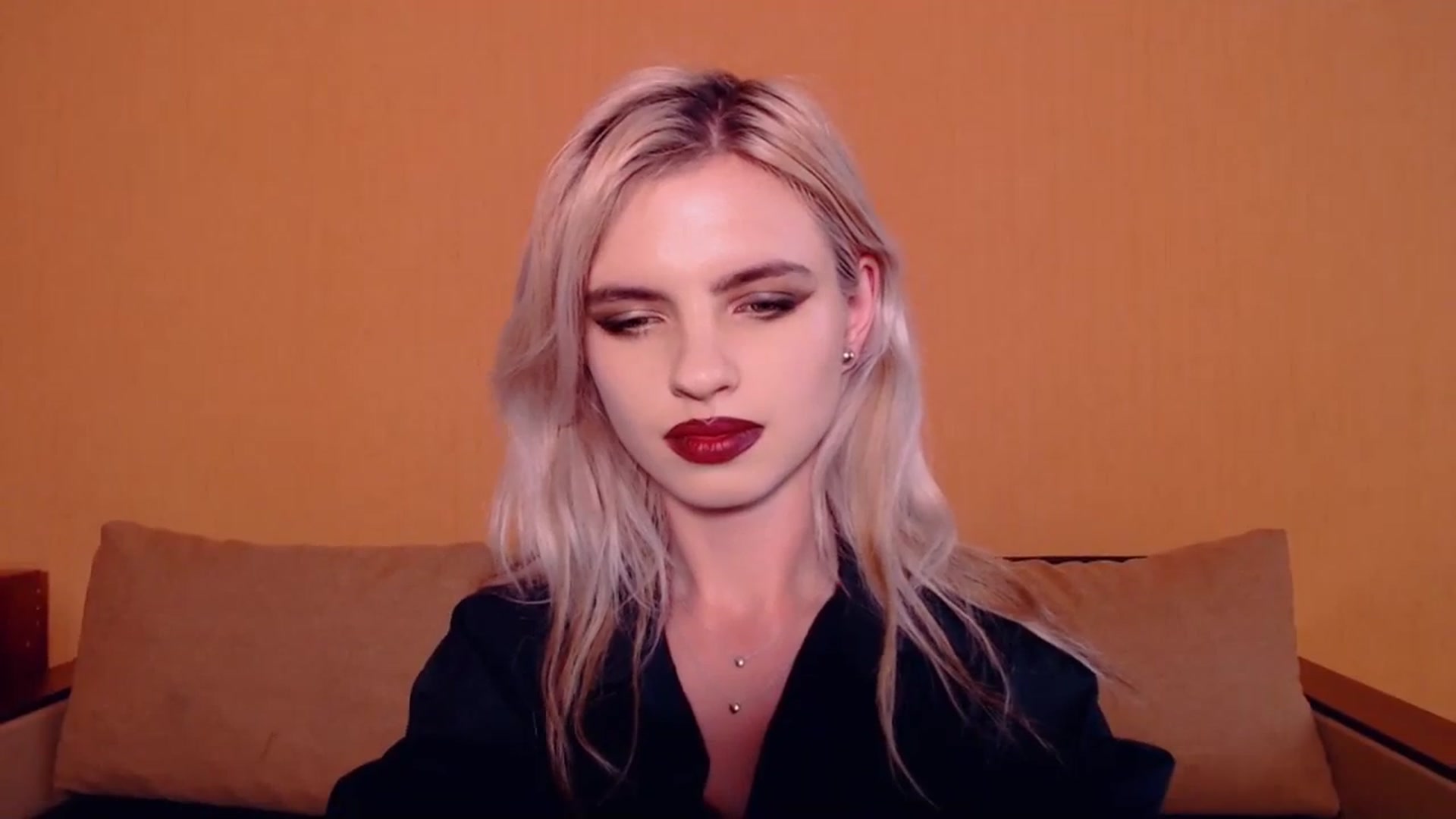 Gallery image thumbnail from Erineys's myfreecams stream on, 10/14/2023, 14:07 image 19 of 20