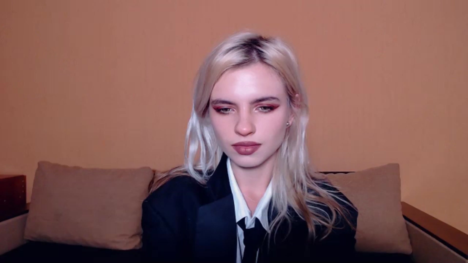 Gallery image thumbnail from Erineys's myfreecams stream on, 10/15/2023, 13:39 image 20 of 20