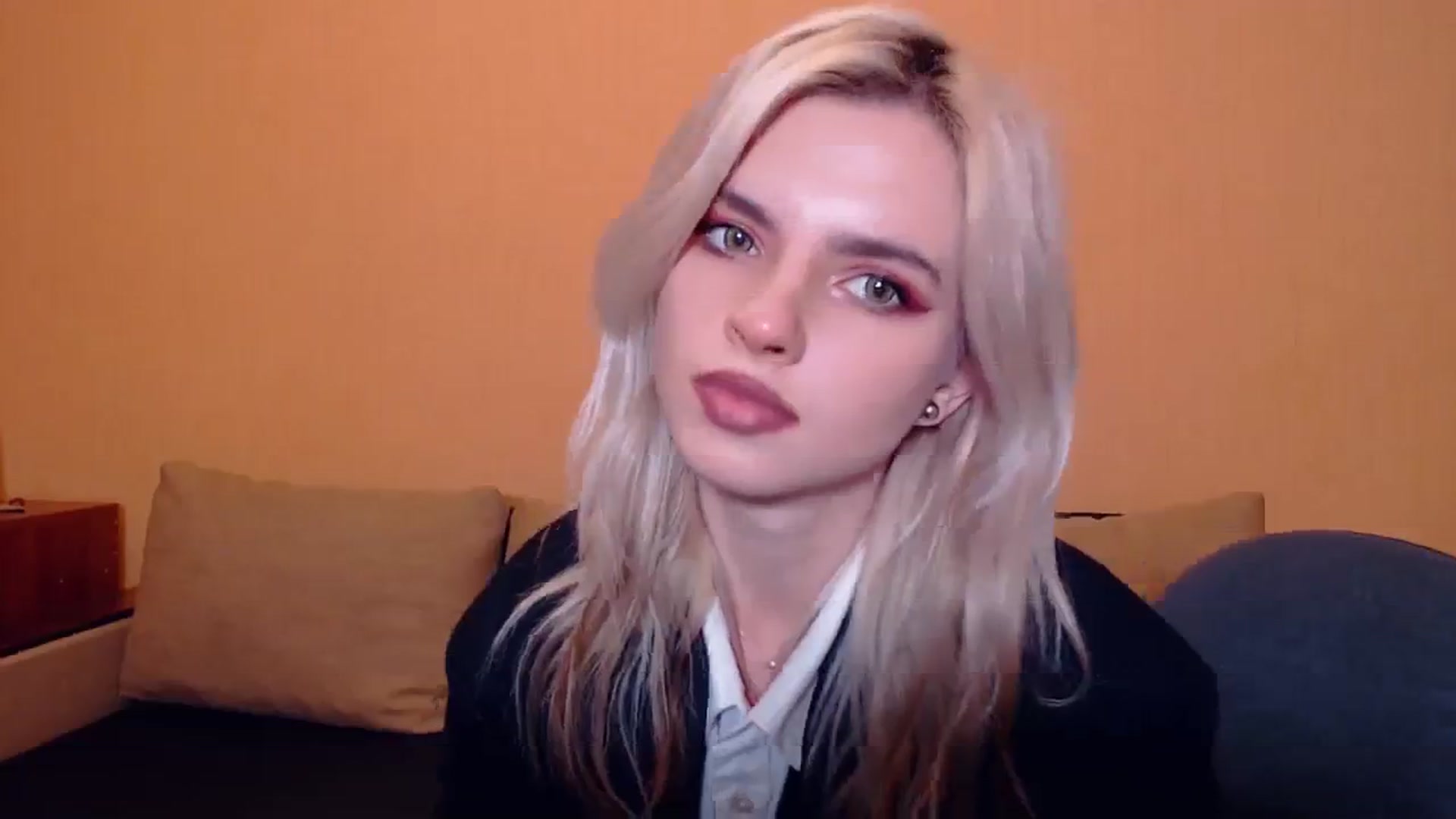 Gallery image thumbnail from Erineys's myfreecams stream on, 10/15/2023, 17:16 image 20 of 20