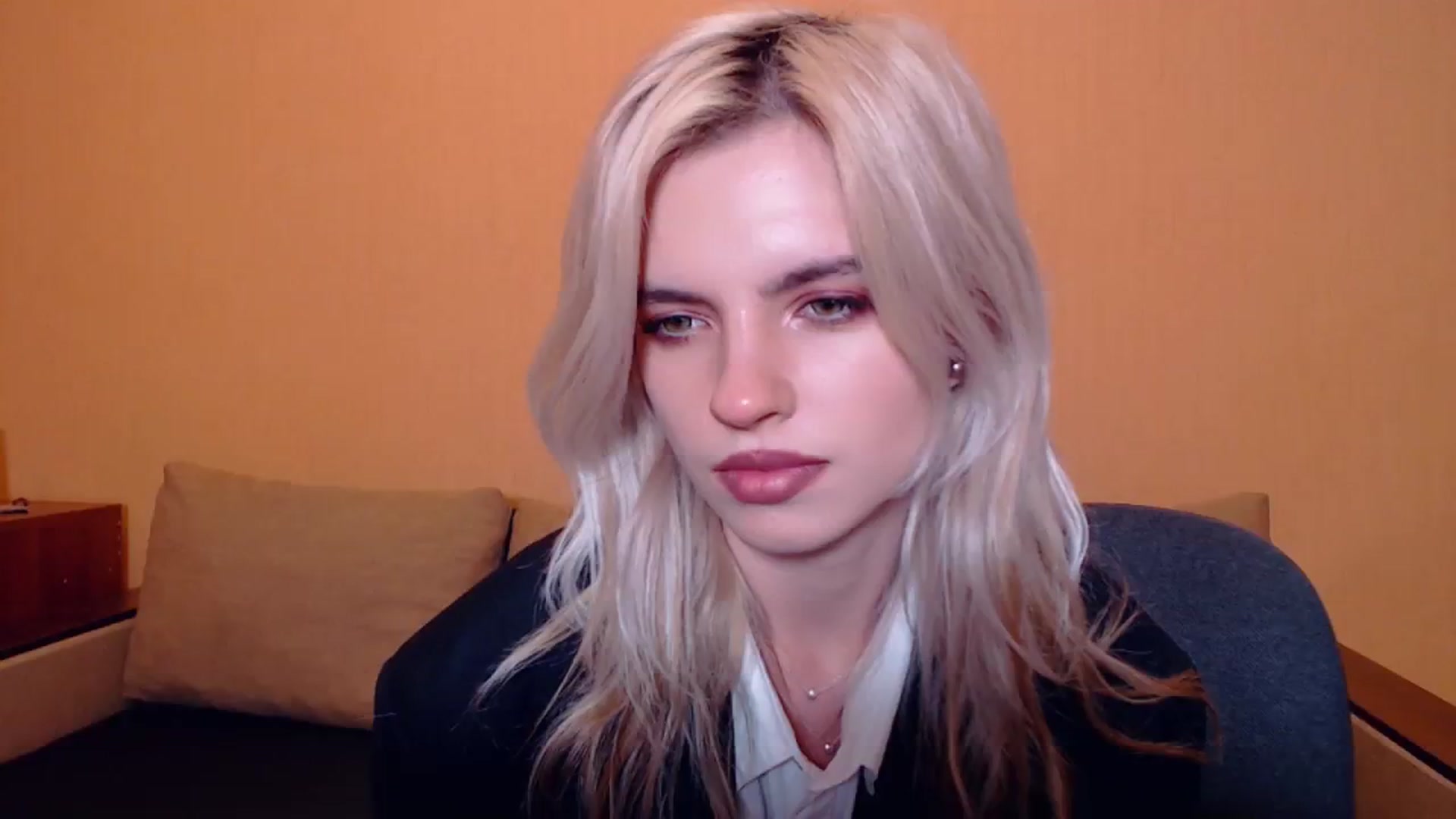 Gallery image thumbnail from Erineys's myfreecams stream on, 10/15/2023, 17:16 image 15 of 20