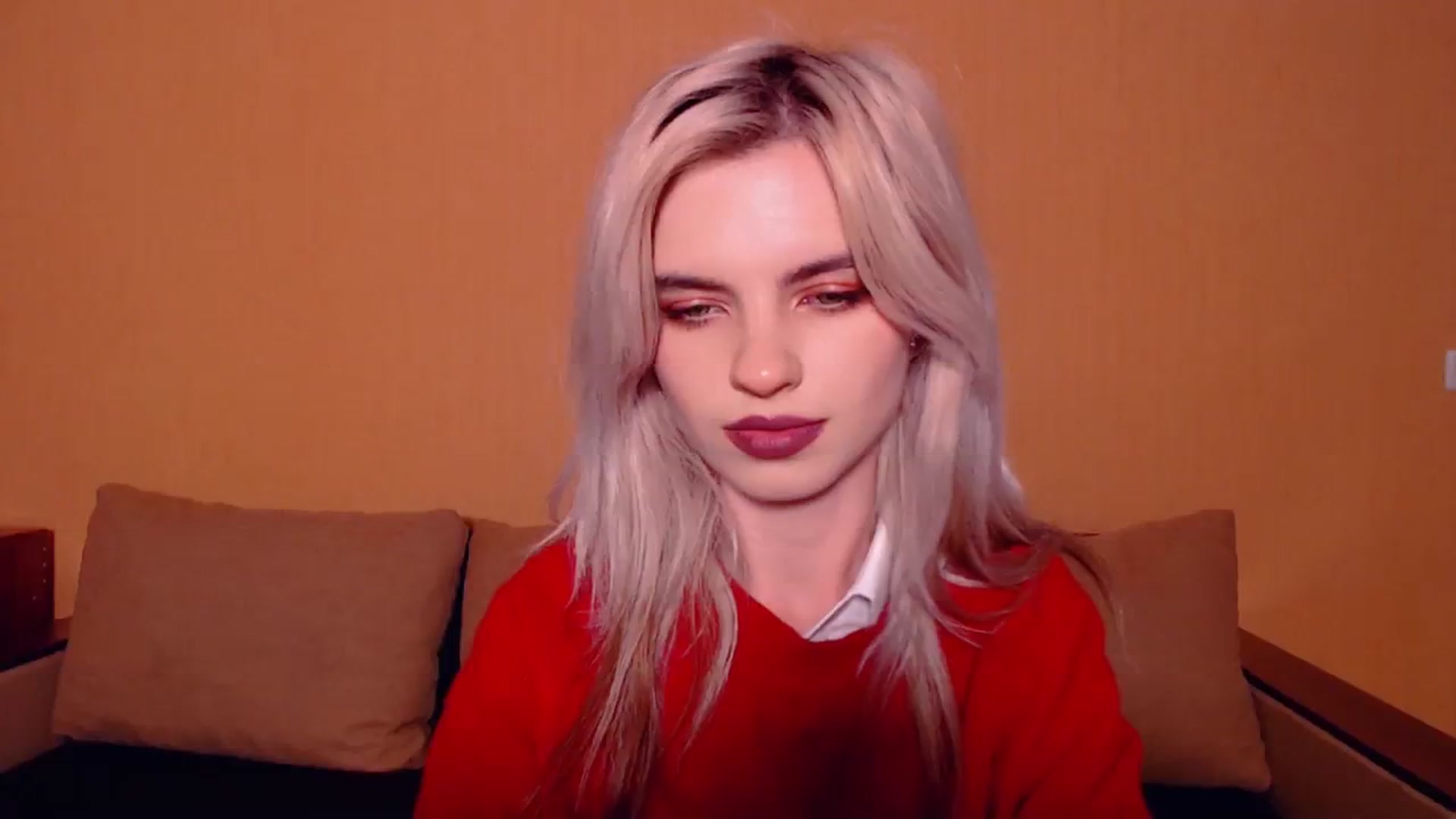 Gallery image thumbnail from Erineys's myfreecams stream on, 10/16/2023, 14:47 image 6 of 20