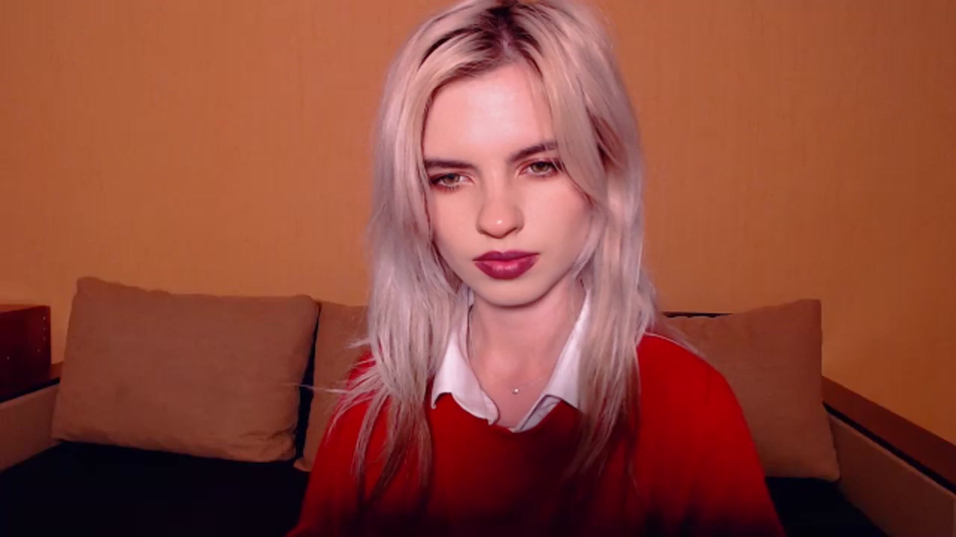Gallery image thumbnail from Erineys's myfreecams stream on, 10/16/2023, 16:05 image 14 of 20