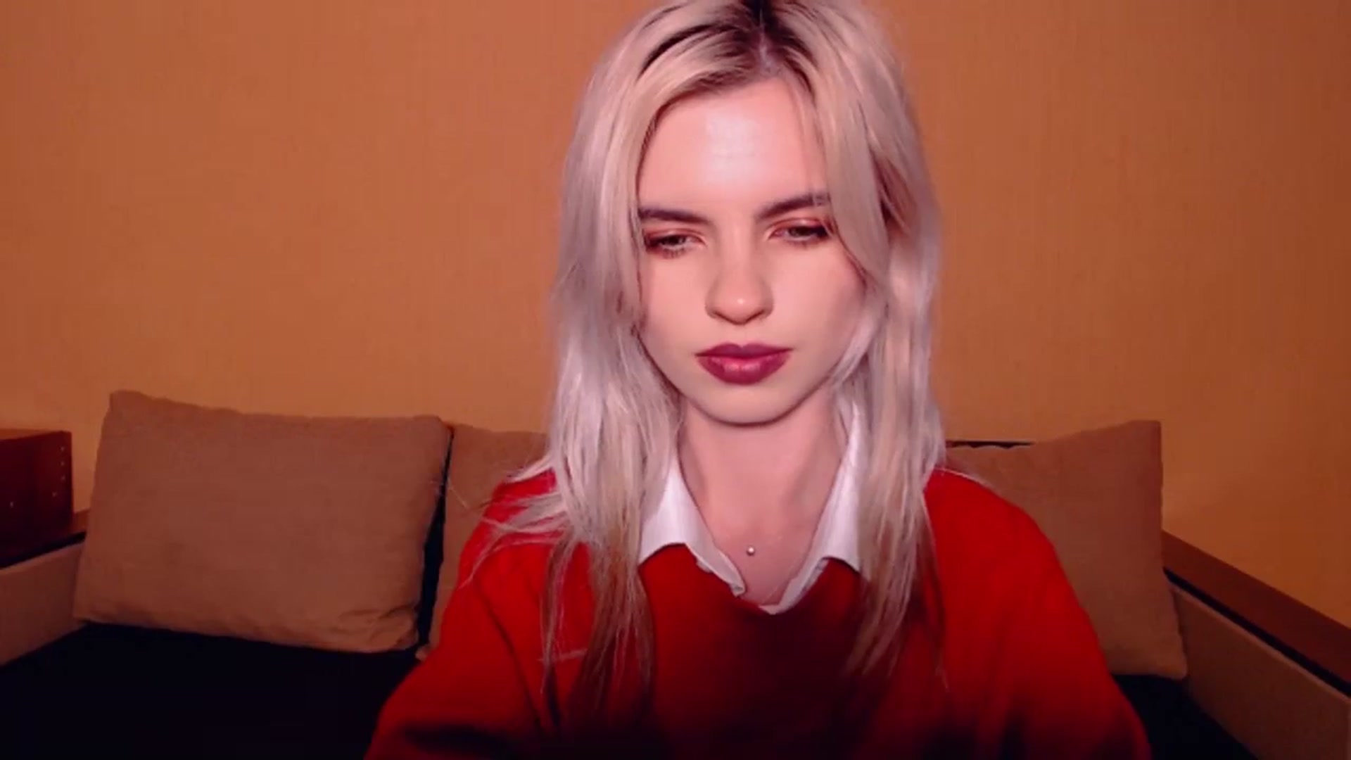 Gallery image thumbnail from Erineys's myfreecams stream on, 10/16/2023, 16:05 image 15 of 20