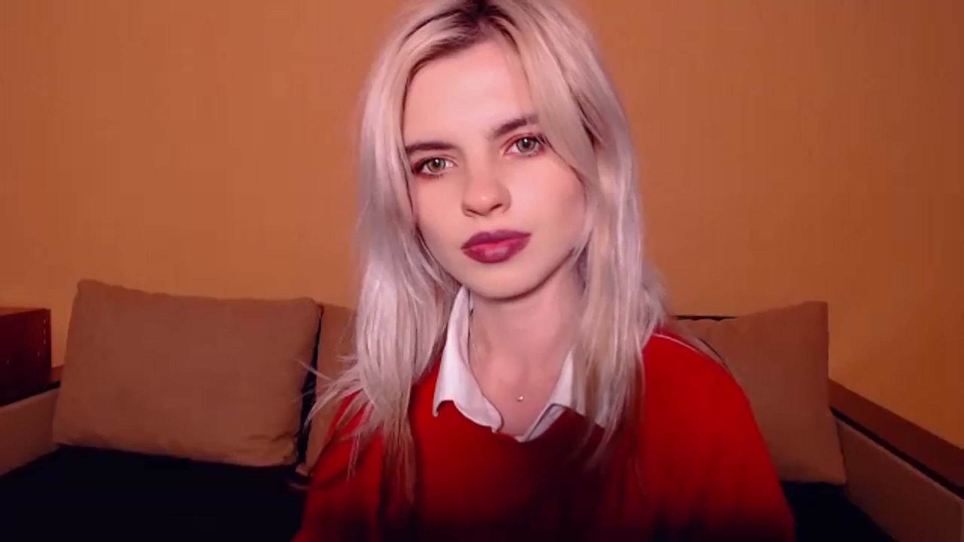 Gallery image thumbnail from Erineys's myfreecams stream on, 10/16/2023, 16:05 image 8 of 20