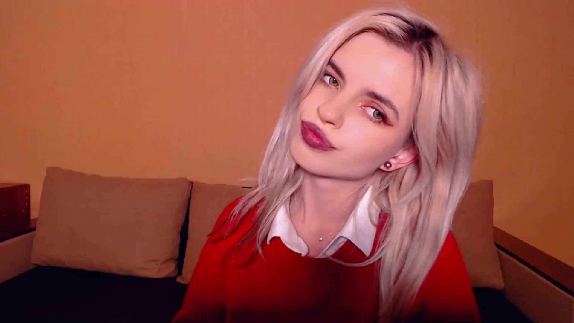 Gallery image thumbnail from Erineys's myfreecams stream on, 10/16/2023, 16:05 image 6 of 20