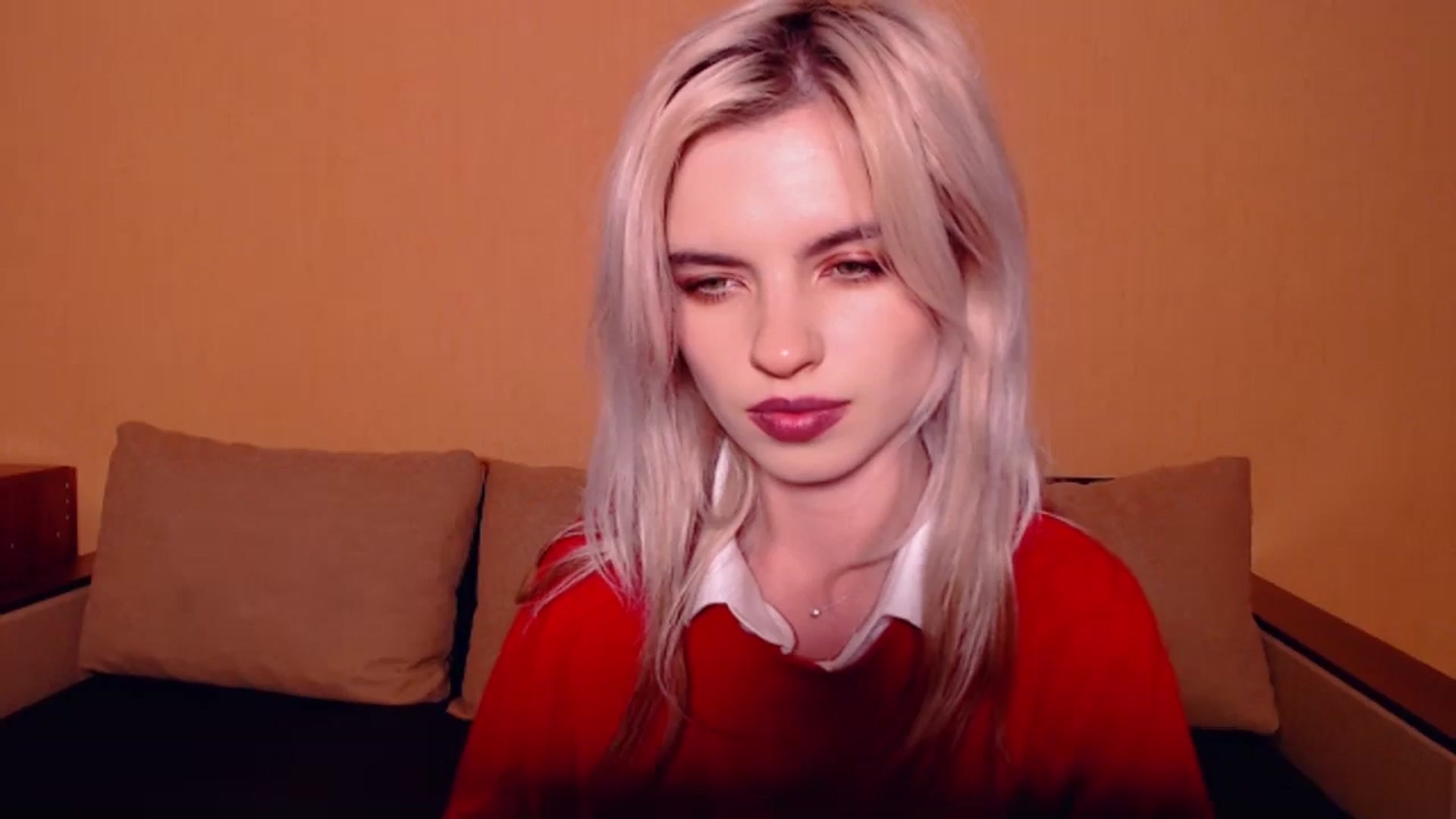Gallery image thumbnail from Erineys's myfreecams stream on, 10/16/2023, 16:05 image 3 of 20