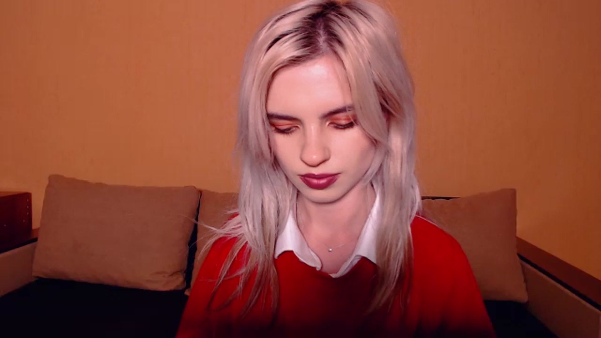 Gallery image thumbnail from Erineys's myfreecams stream on, 10/16/2023, 16:05 image 9 of 20