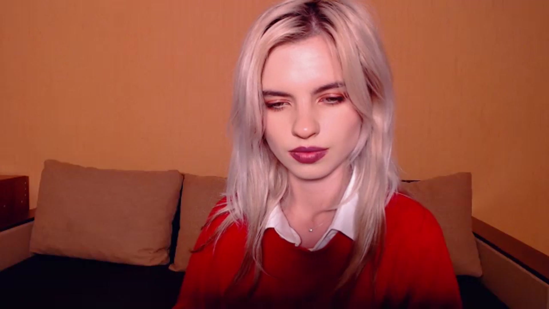 Gallery image thumbnail from Erineys's myfreecams stream on, 10/16/2023, 16:05 image 5 of 20