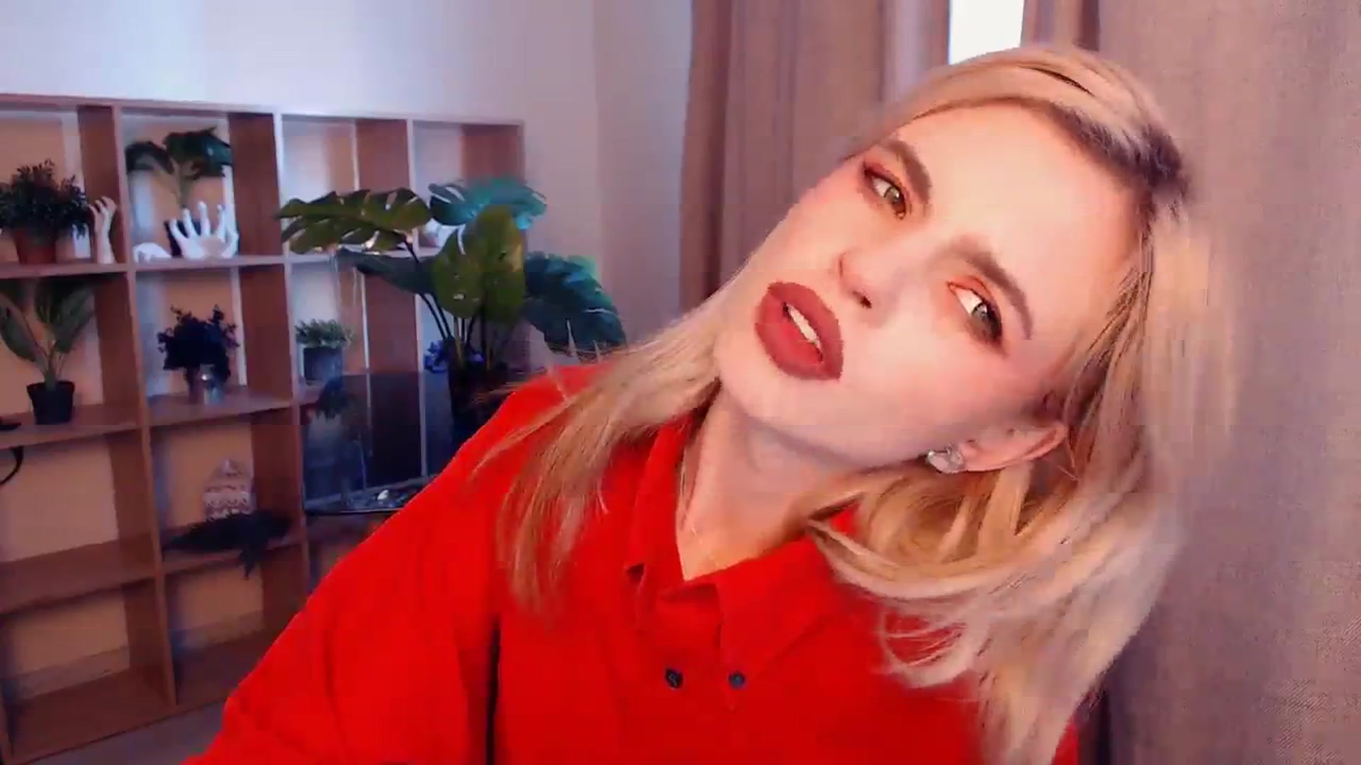 Gallery image thumbnail from Erineys's myfreecams stream on, 10/17/2023, 12:43 image 15 of 20