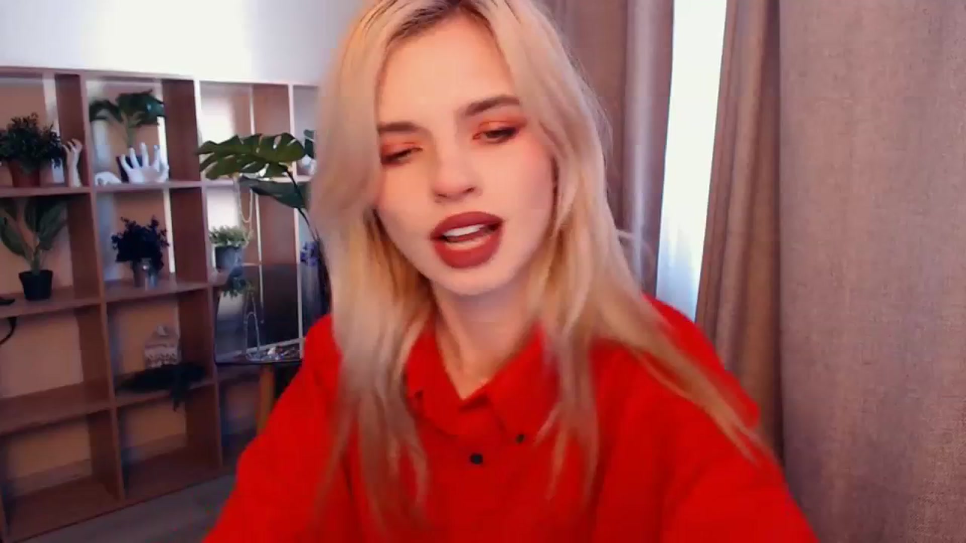 Gallery image thumbnail from Erineys's myfreecams stream on, 10/17/2023, 12:43 image 17 of 20