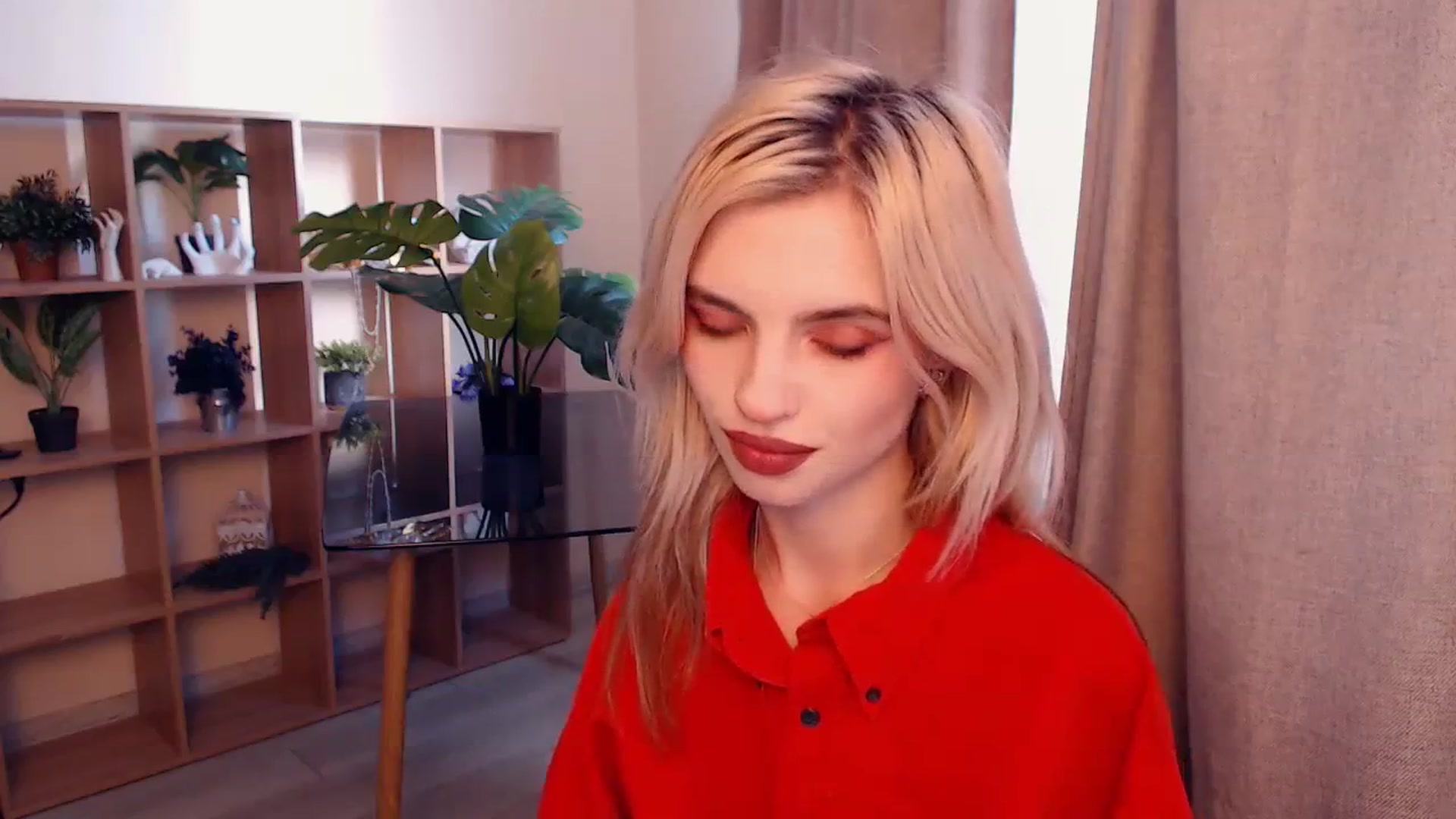 Gallery image thumbnail from Erineys's myfreecams stream on, 10/17/2023, 13:12 image 19 of 20