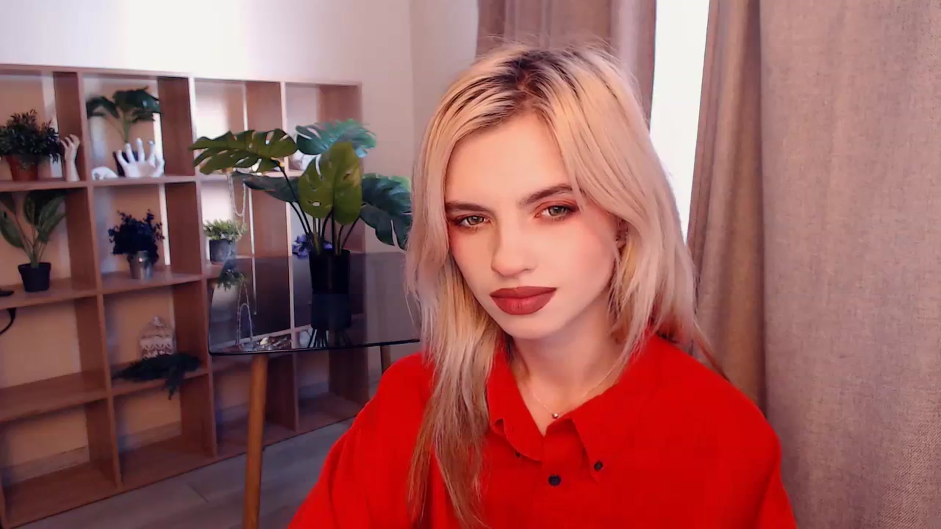 Gallery image thumbnail from Erineys's myfreecams stream on, 10/17/2023, 13:12 image 20 of 20