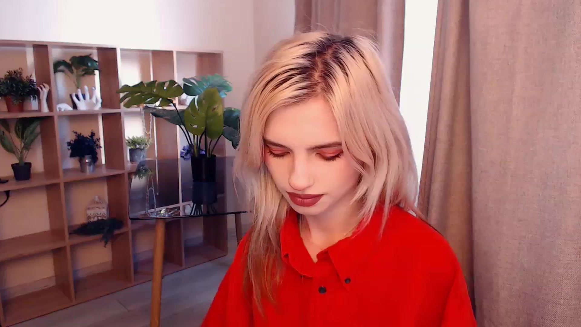 Gallery image thumbnail from Erineys's myfreecams stream on, 10/17/2023, 13:12 image 18 of 20