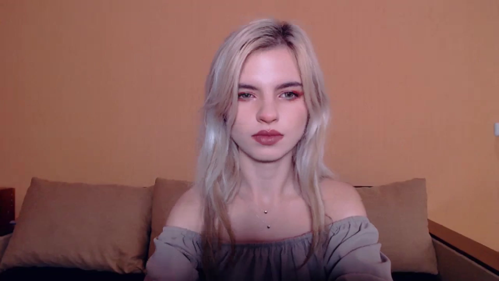 Gallery image thumbnail from Erineys's myfreecams stream on, 10/20/2023, 12:39 image 13 of 20