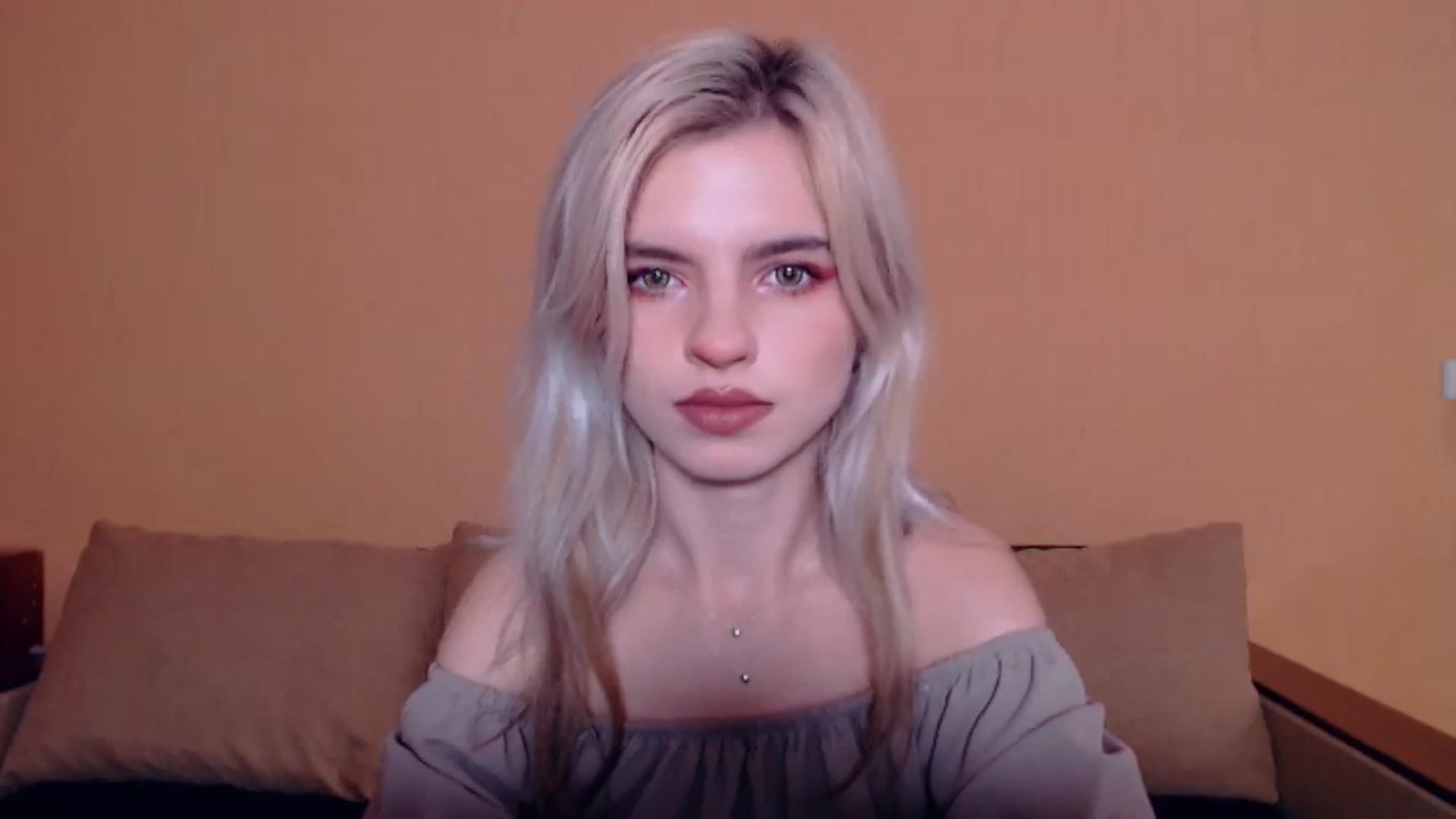 Gallery image thumbnail from Erineys's myfreecams stream on, 10/20/2023, 12:39 image 15 of 20