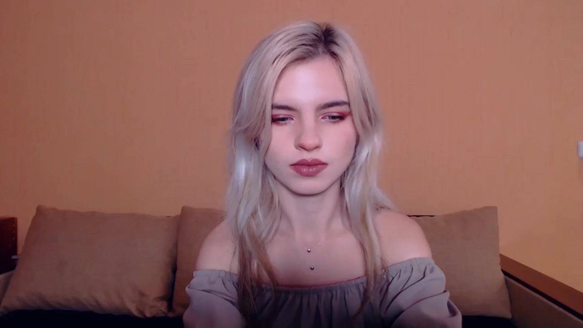 Gallery image thumbnail from Erineys's myfreecams stream on, 10/20/2023, 12:39 image 11 of 20