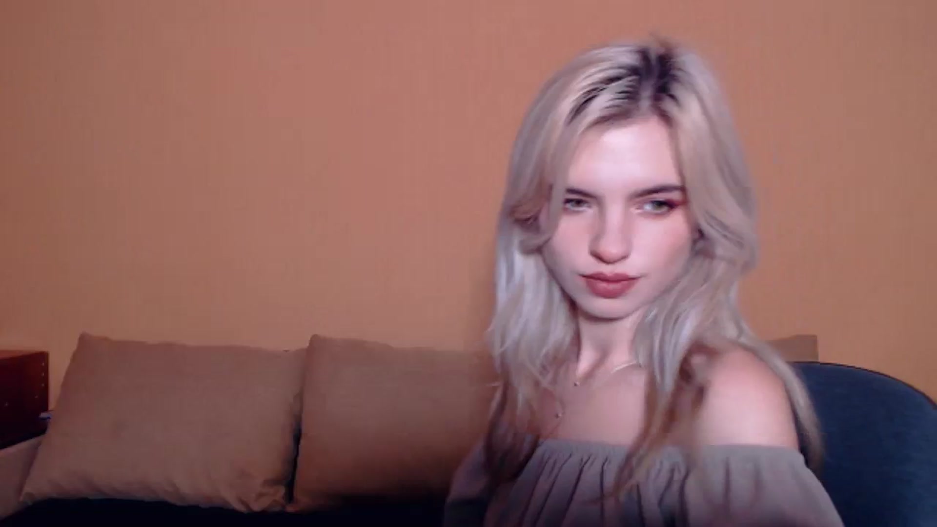 Gallery image thumbnail from Erineys's myfreecams stream on, 10/20/2023, 14:10 image 20 of 20