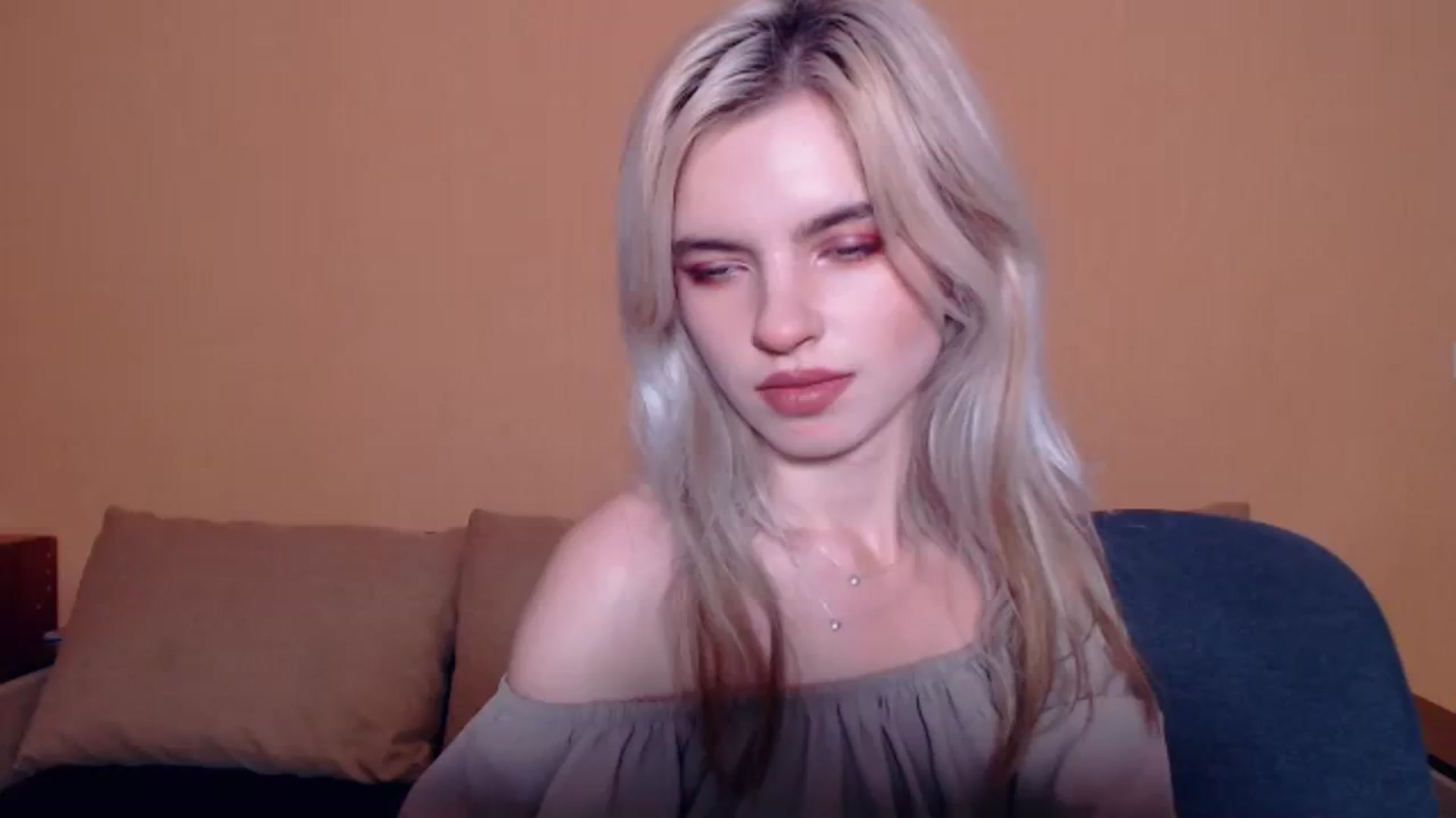Gallery image thumbnail from Erineys's myfreecams stream on, 10/20/2023, 14:57 image 8 of 20