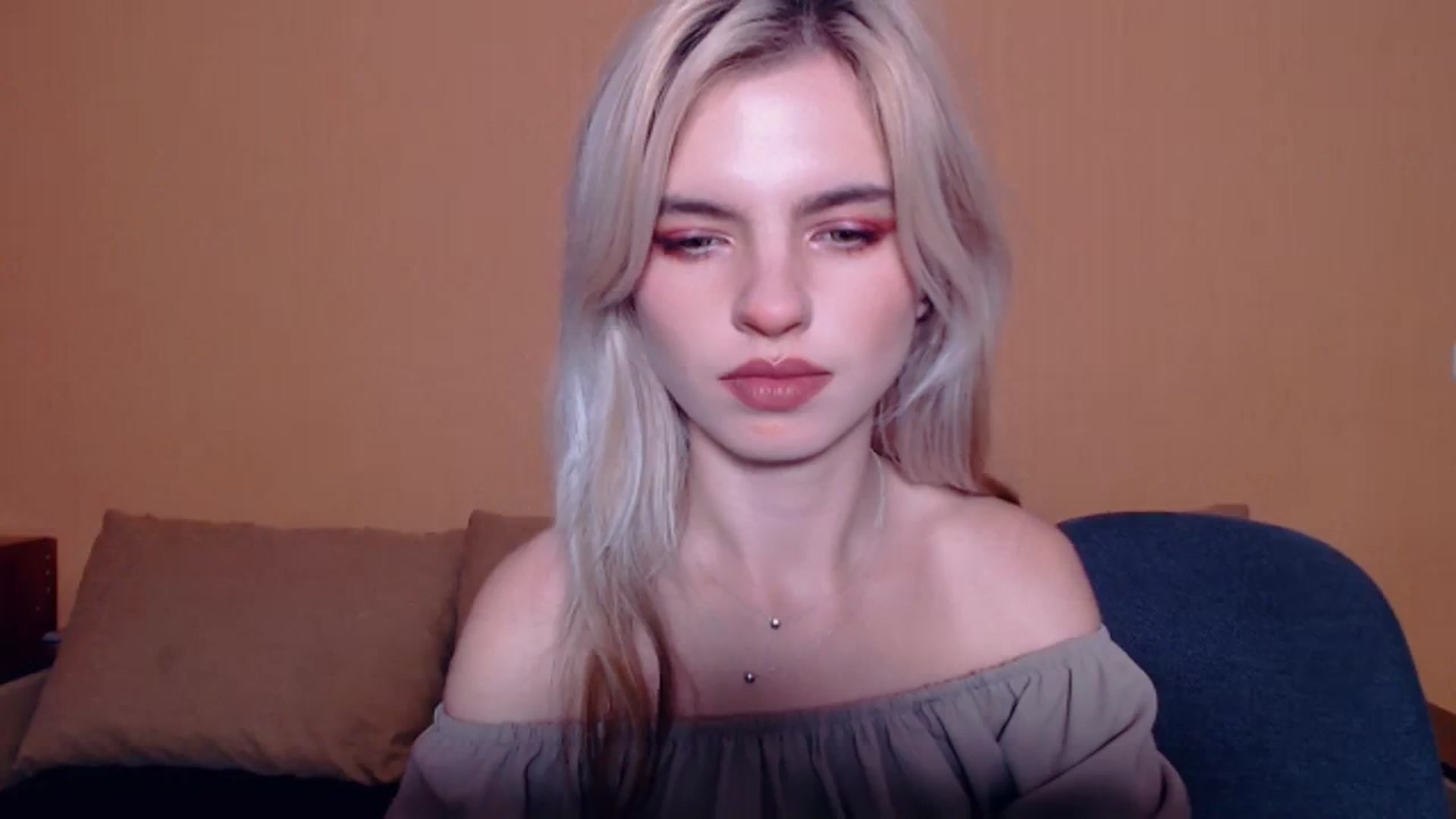 Gallery image thumbnail from Erineys's myfreecams stream on, 10/20/2023, 14:57 image 10 of 20