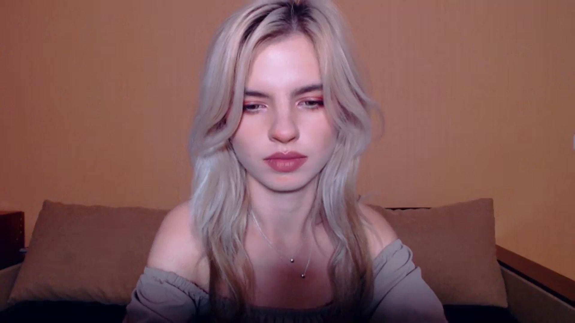 Gallery image thumbnail from Erineys's myfreecams stream on, 10/20/2023, 16:29 image 20 of 20
