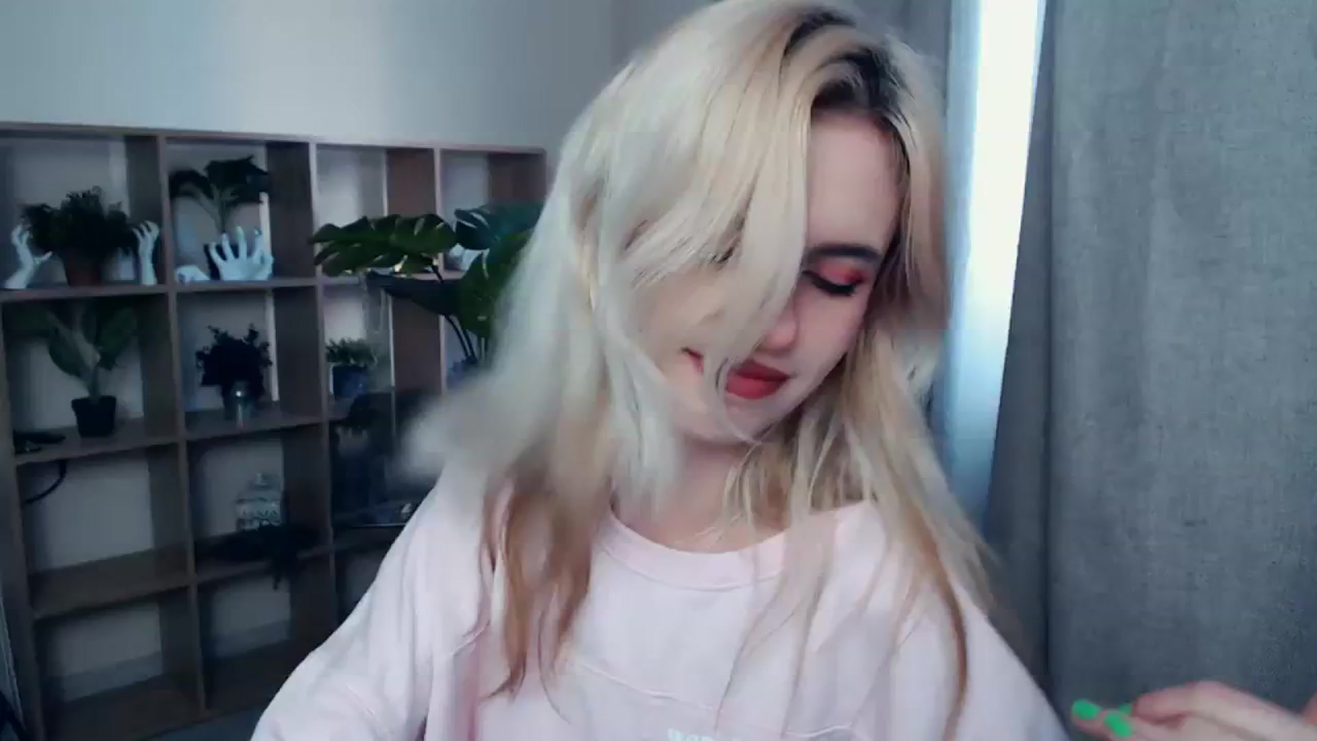 Gallery image thumbnail from Erineys's myfreecams stream on, 10/22/2023, 13:08 image 3 of 20
