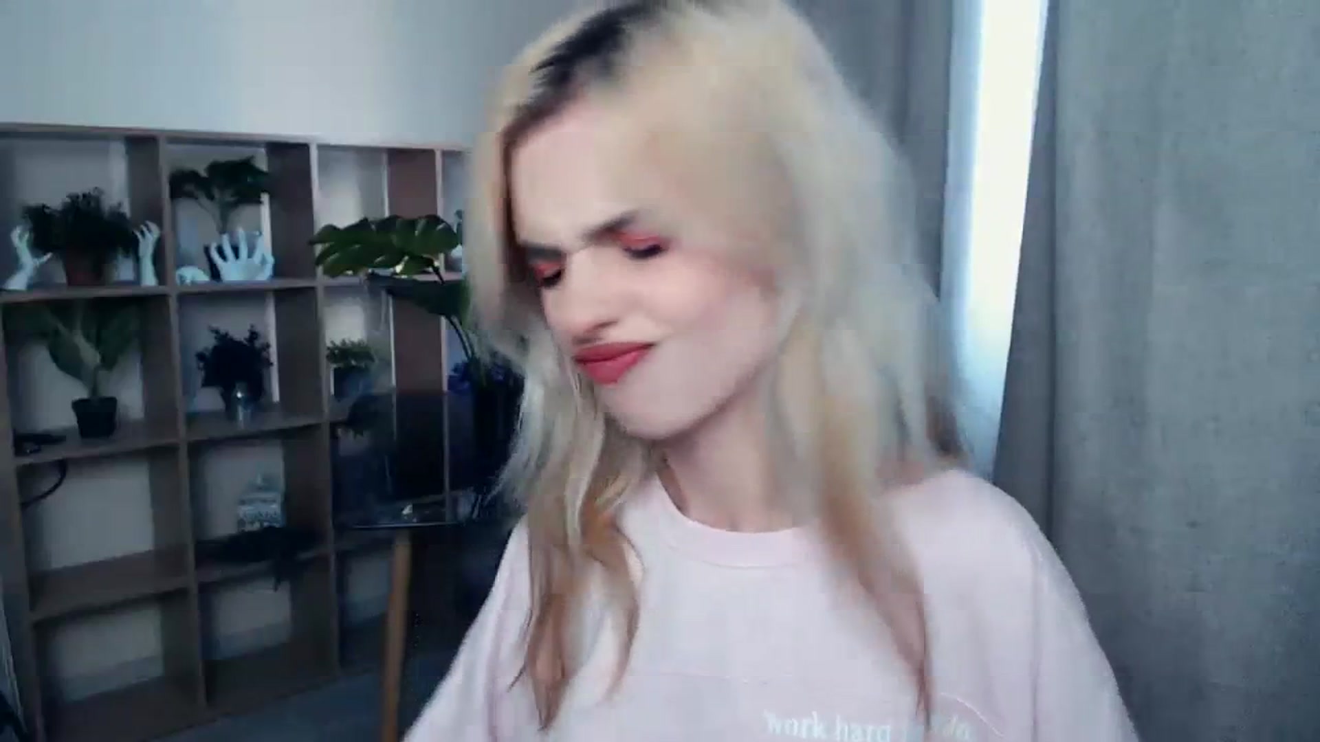 Gallery image thumbnail from Erineys's myfreecams stream on, 10/22/2023, 13:08 image 7 of 20