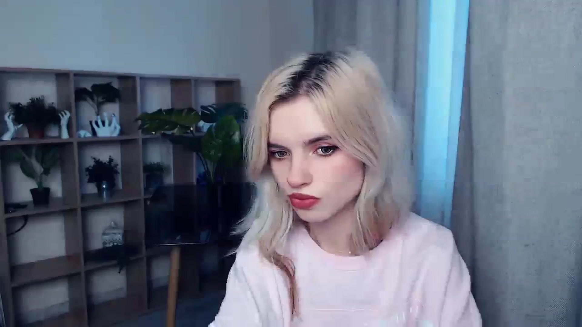 Gallery image thumbnail from Erineys's myfreecams stream on, 10/22/2023, 14:00 image 2 of 20