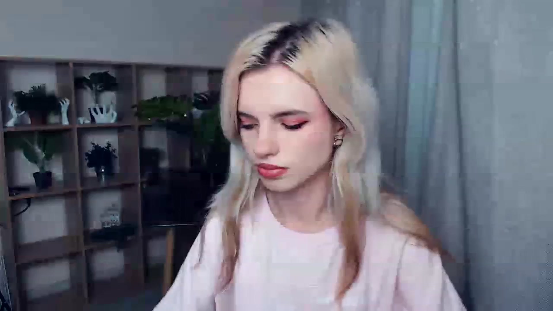 Gallery image thumbnail from Erineys's myfreecams stream on, 10/22/2023, 15:55 image 8 of 20