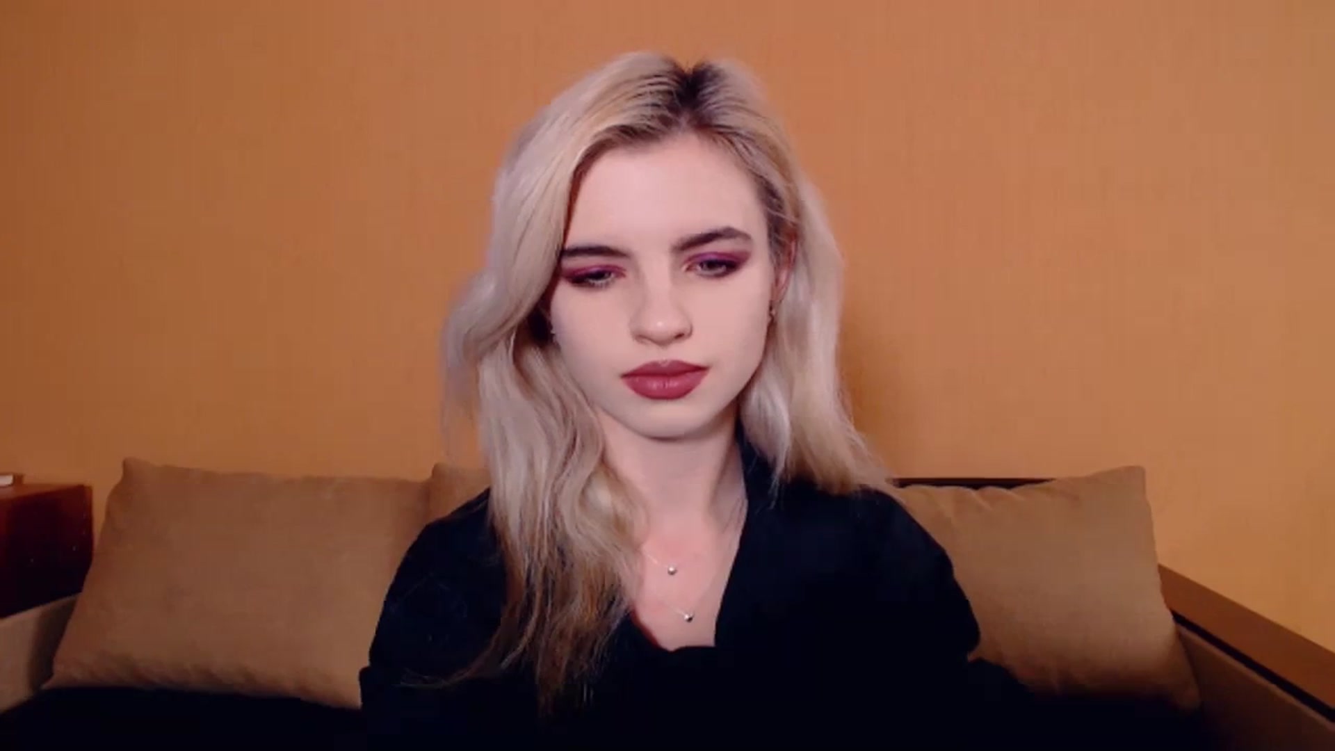 Gallery image thumbnail from Erineys's myfreecams stream on, 10/23/2023, 13:40 image 9 of 20