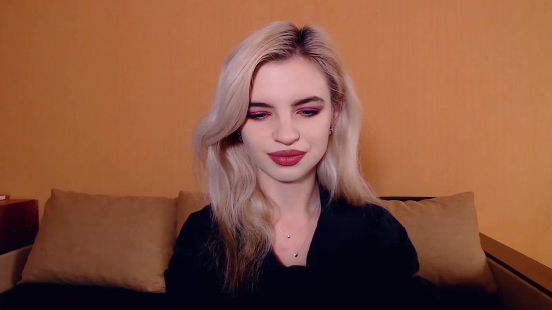 Gallery image thumbnail from Erineys's myfreecams stream on, 10/23/2023, 13:40 image 6 of 20
