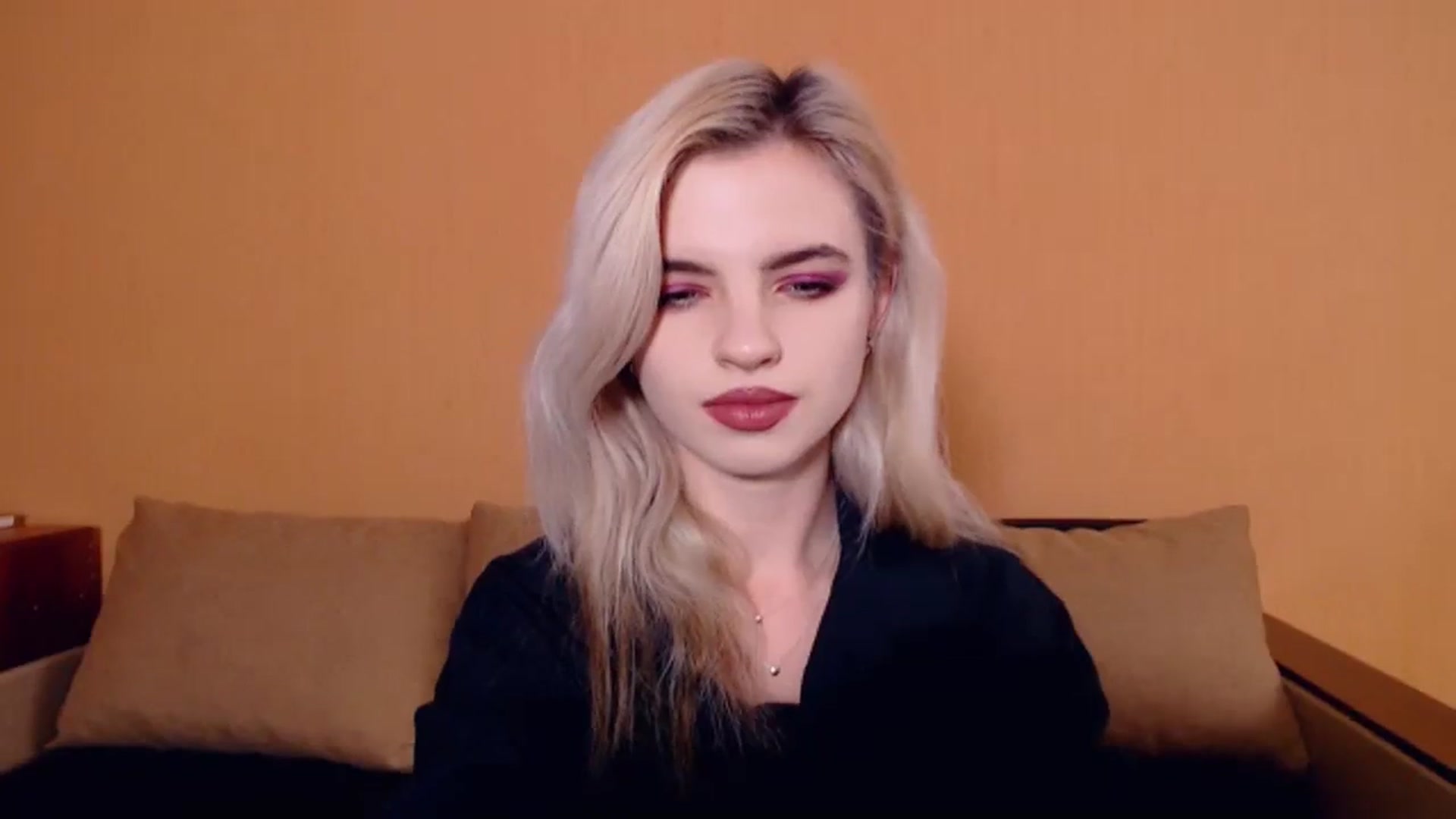Gallery image thumbnail from Erineys's myfreecams stream on, 10/23/2023, 13:40 image 10 of 20