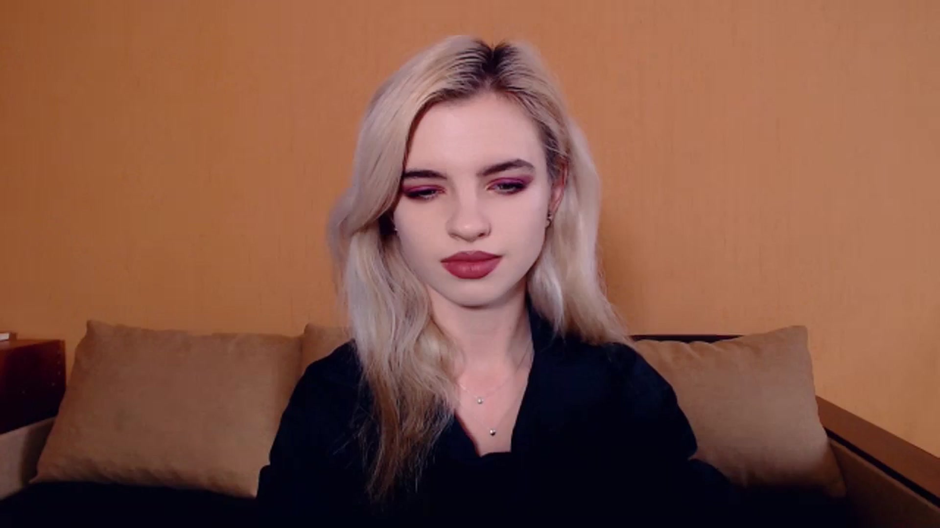 Gallery image thumbnail from Erineys's myfreecams stream on, 10/23/2023, 13:40 image 3 of 20
