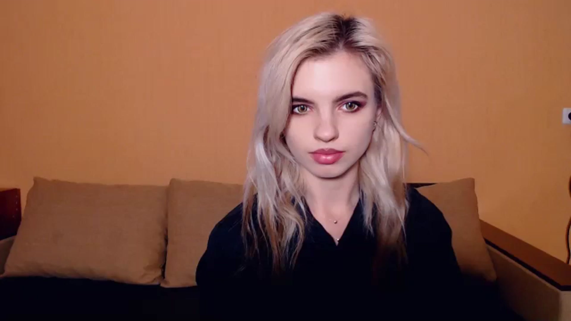 Gallery image thumbnail from Erineys's myfreecams stream on, 10/23/2023, 15:38 image 2 of 20