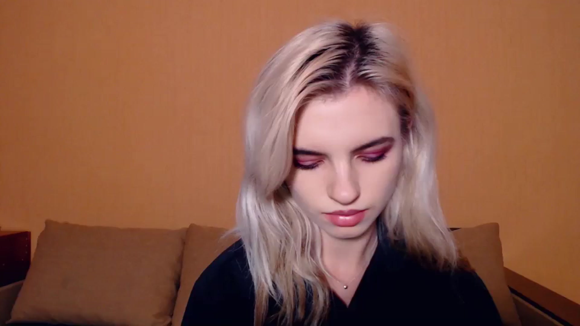 Gallery image thumbnail from Erineys's myfreecams stream on, 10/23/2023, 16:52 image 4 of 20