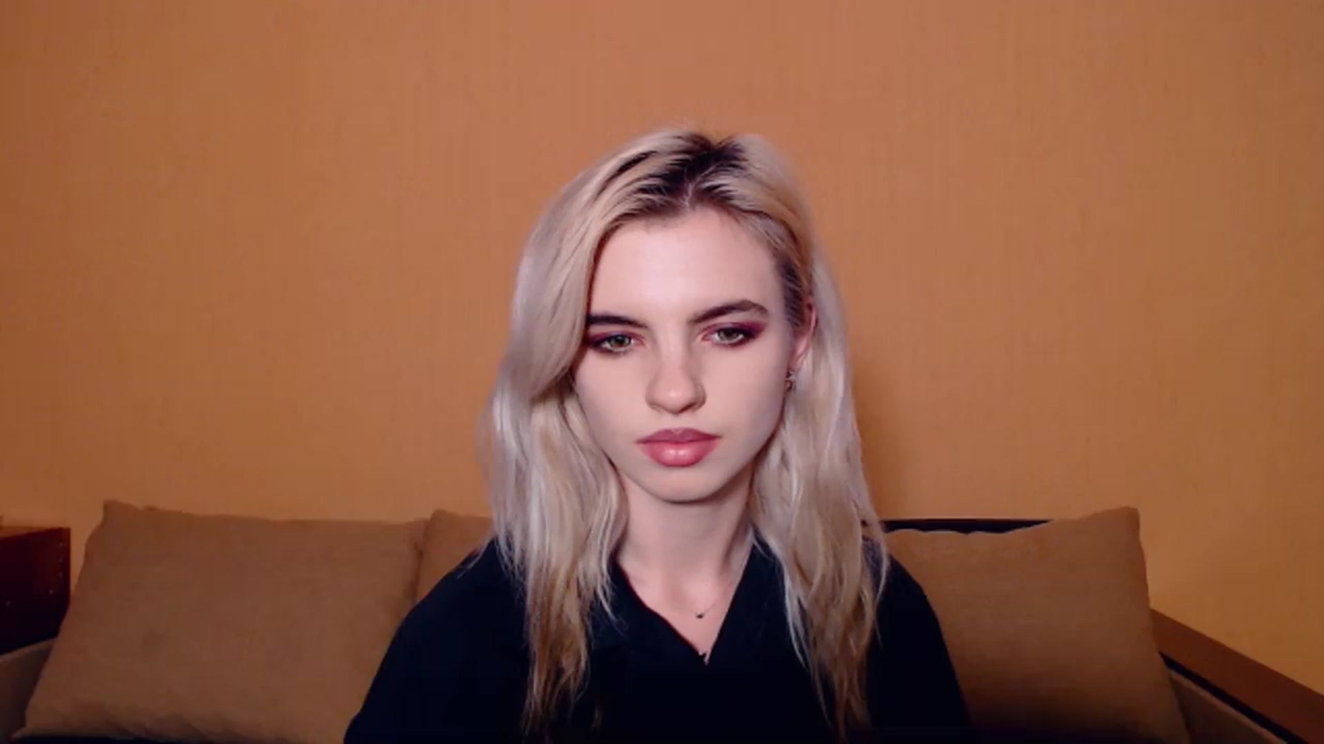 Gallery image thumbnail from Erineys's myfreecams stream on, 10/23/2023, 16:52 image 18 of 20