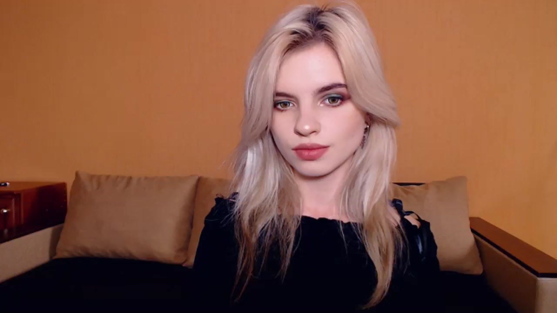 Gallery image thumbnail from Erineys's myfreecams stream on, 10/27/2023, 13:28 image 20 of 20